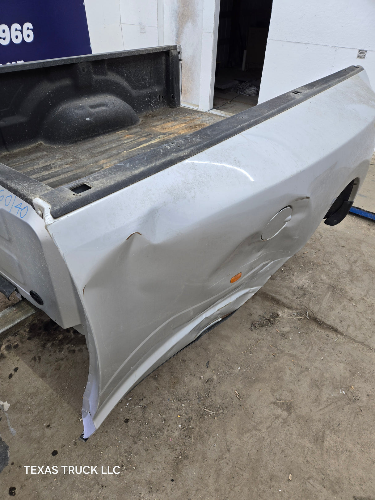2009-2018 Dodge Ram 3500 4500 4th Gen Dually 8' Truck Truck Bed Good Passenger side