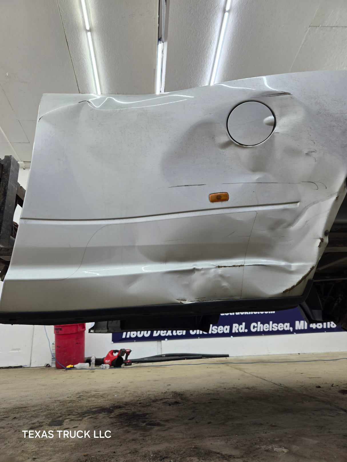2009-2018 Dodge Ram 3500 4500 4th Gen Dually 8' Truck Truck Bed Good Passenger side
