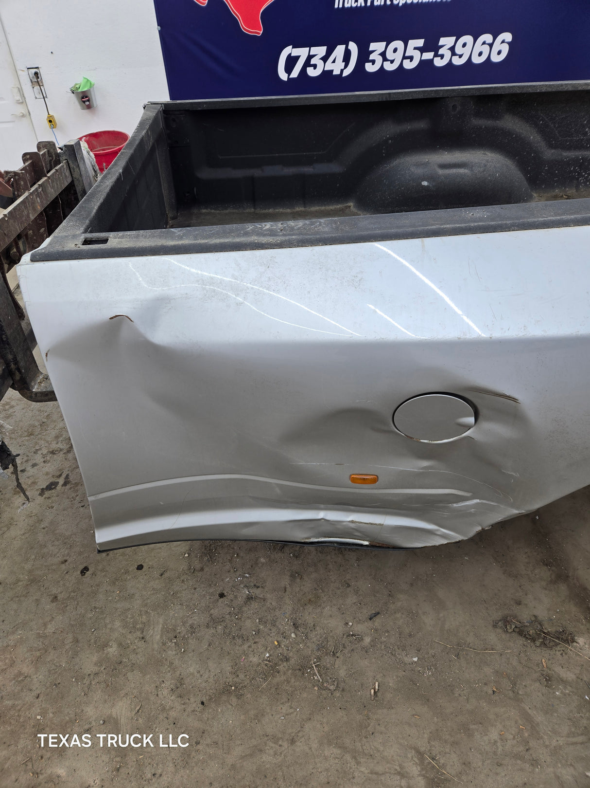2009-2018 Dodge Ram 3500 4500 4th Gen Dually 8' Truck Truck Bed Good Passenger side