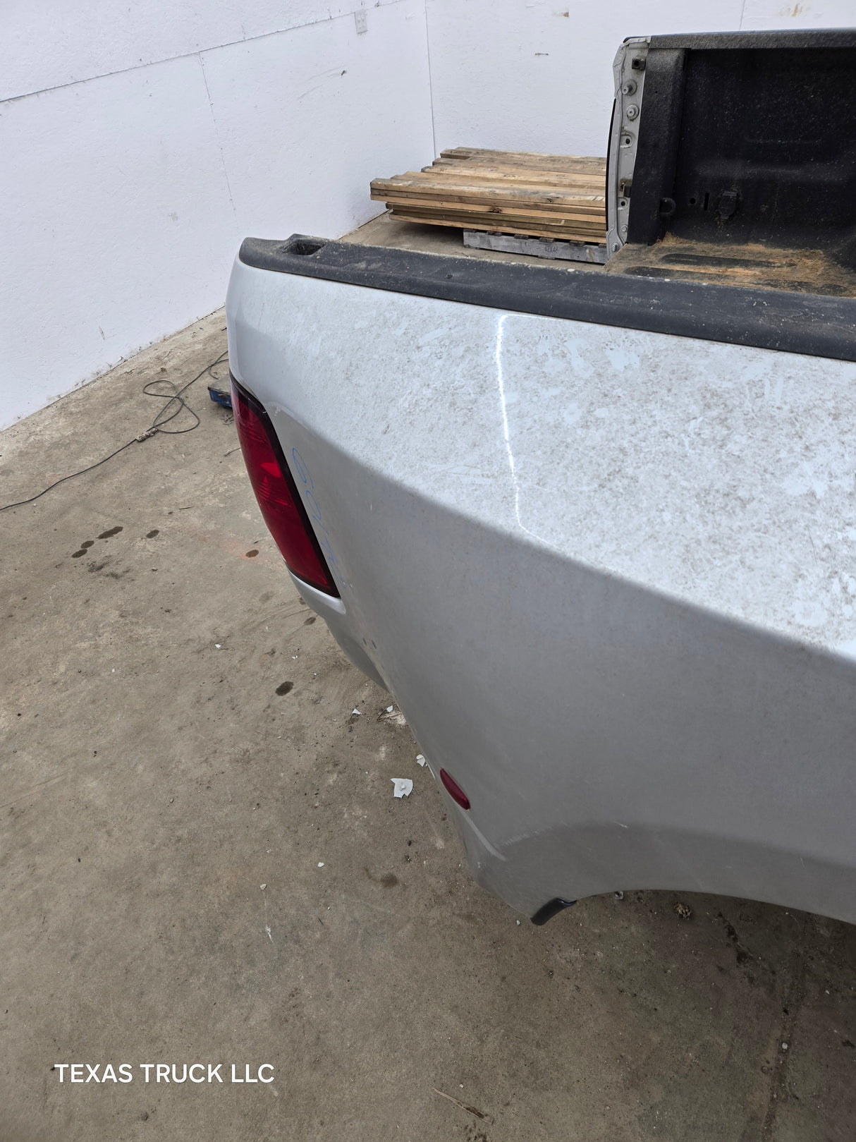 2009-2018 Dodge Ram 3500 4500 4th Gen Dually 8' Truck Truck Bed Good Passenger side