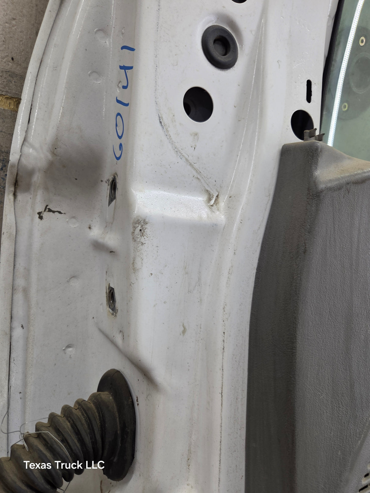 1999-2011 Ford Super Duty / Excursion Front Passenger RH Door F250 F350 F450 F550