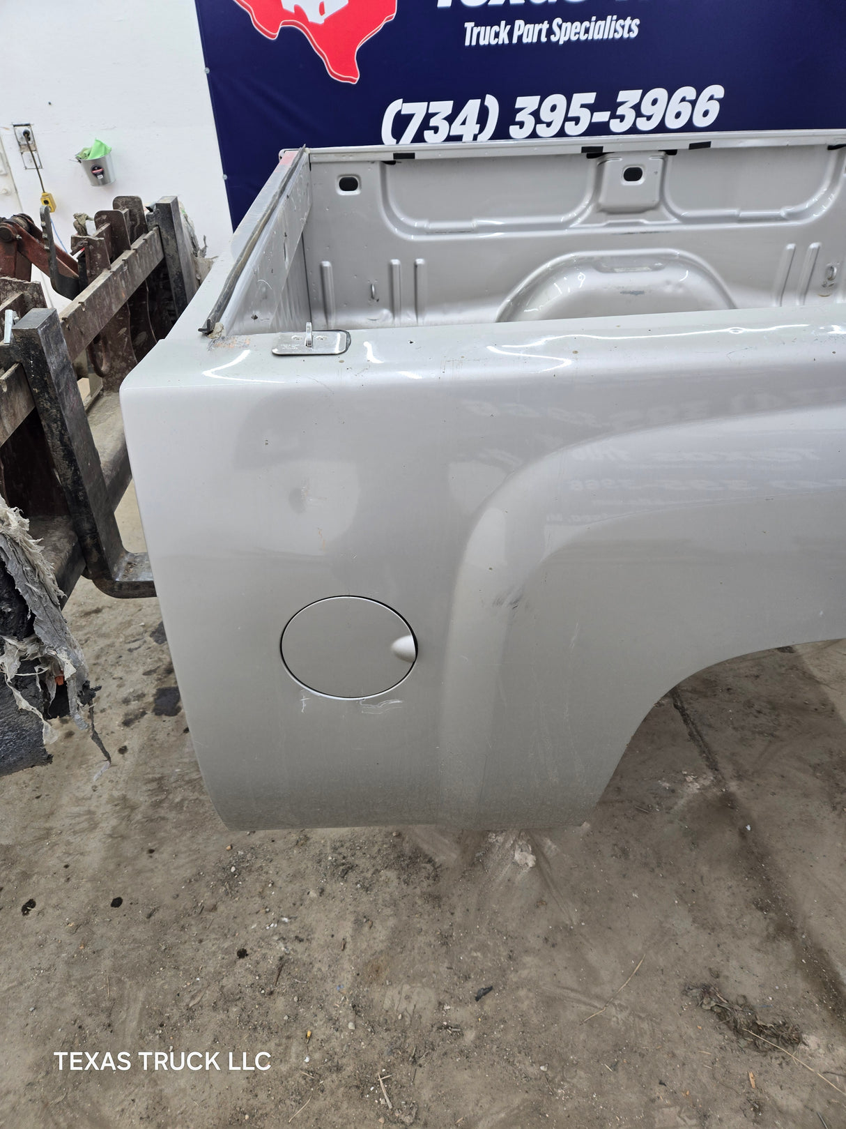 2007-2013 Chevrolet Silverado 1500 2500 3500 HD 6' 6" Short Truck