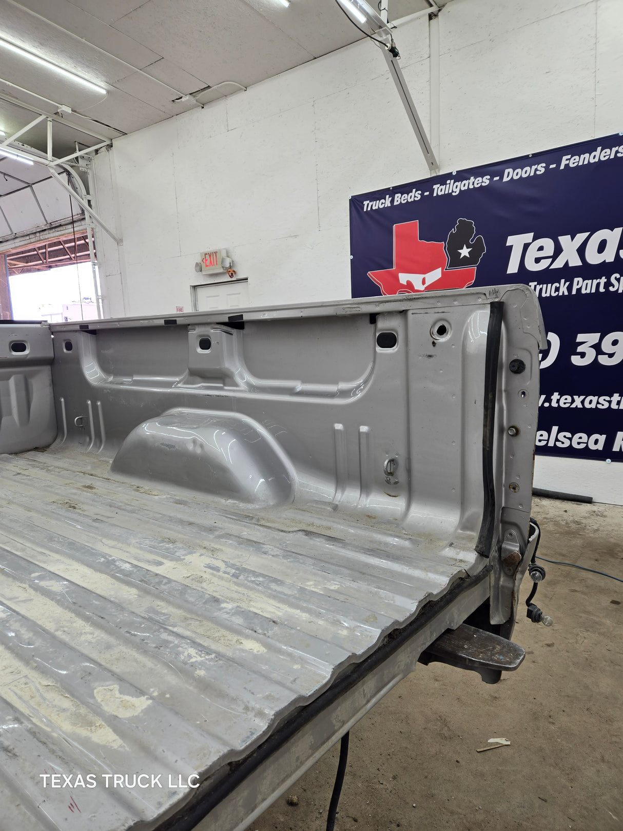 2007-2013 Chevrolet Silverado 1500 2500 3500 HD 6' 6" Short Truck