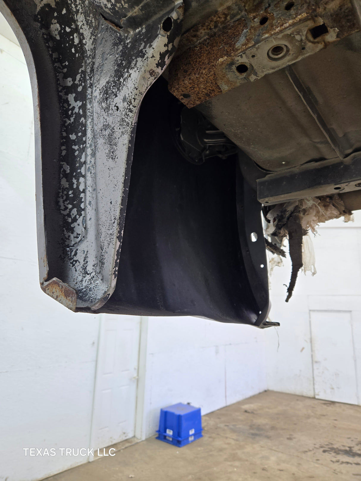 2007-2013 Chevrolet Silverado 1500 2500 3500 HD 6' 6" Short Truck