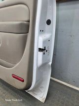 1999-2006 Chevrolet Silverado / GMC Sierra 1500 2500 3500 HD Front Passenger side Door RH