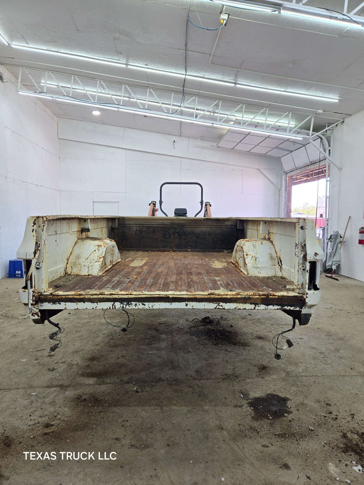 1979-1987 Chevrolet / GMC Square Body 8' Long Bed C10 C15 C20 C25 C35 K10 K15 K20 K25 K35
