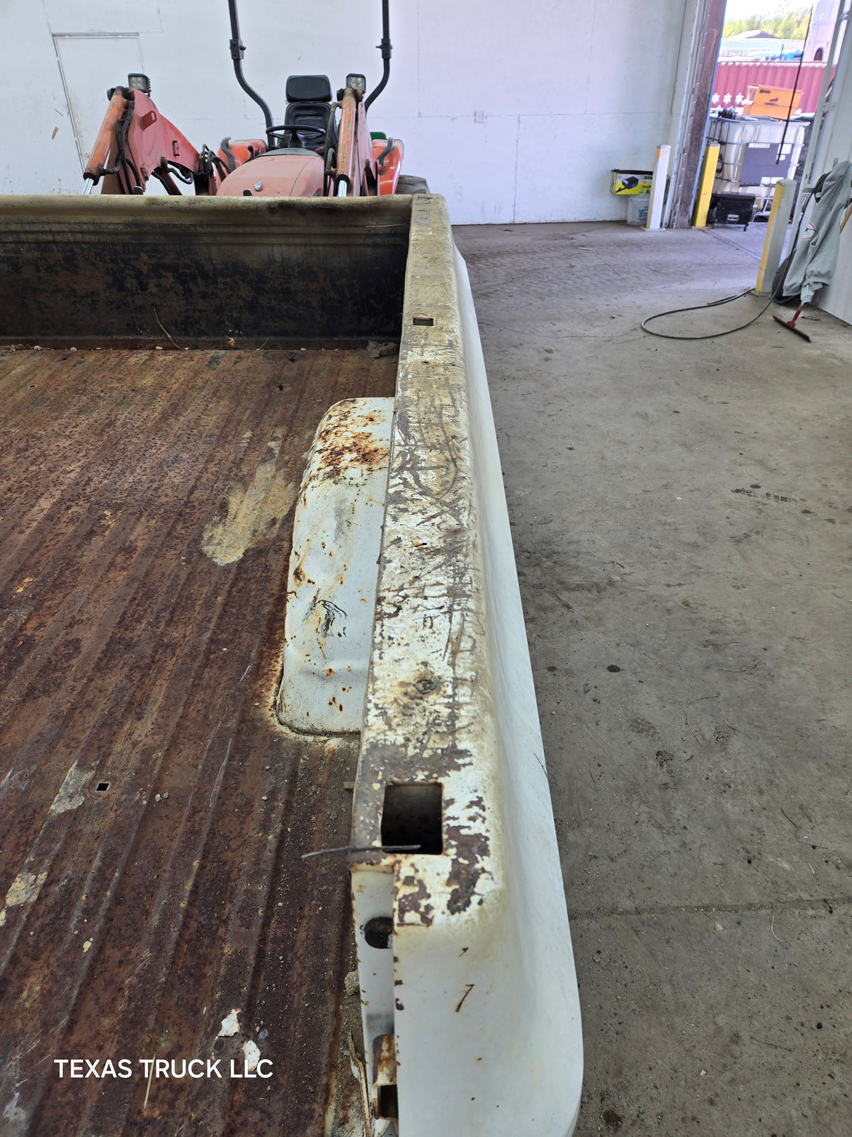1979-1987 Chevrolet / GMC Square Body 8' Long Bed C10 C15 C20 C25 C35 K10 K15 K20 K25 K35