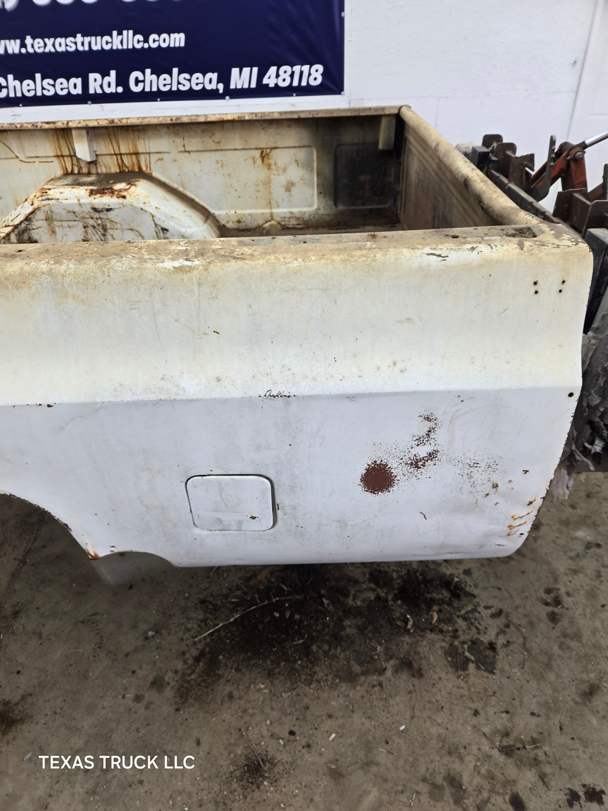 1979-1987 Chevrolet / GMC Square Body 8' Long Bed C10 C15 C20 C25 C35 K10 K15 K20 K25 K35