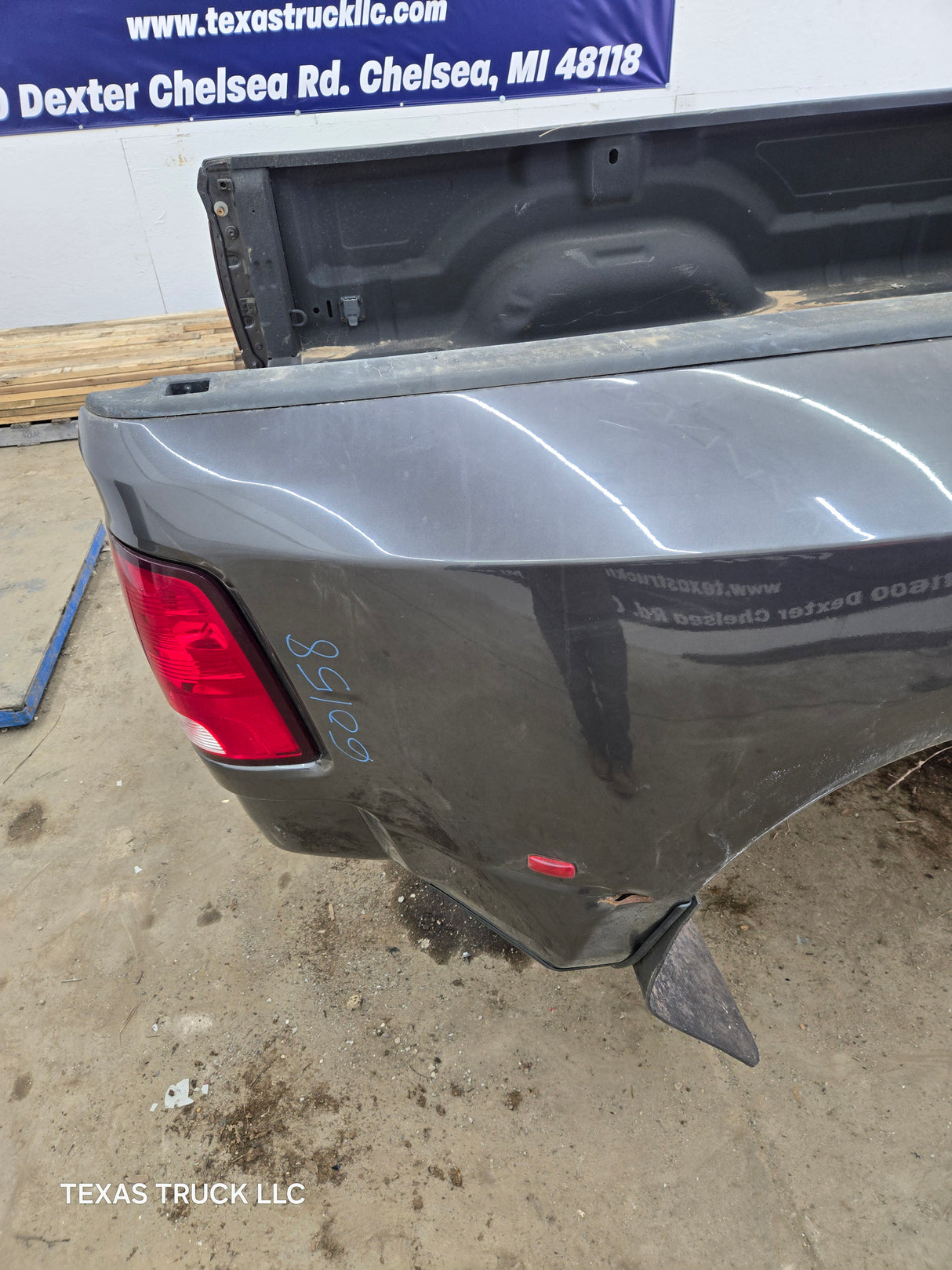 2019-2025 Dodge Ram 3500 4500 5th Gen Dually 8' Truck Bed