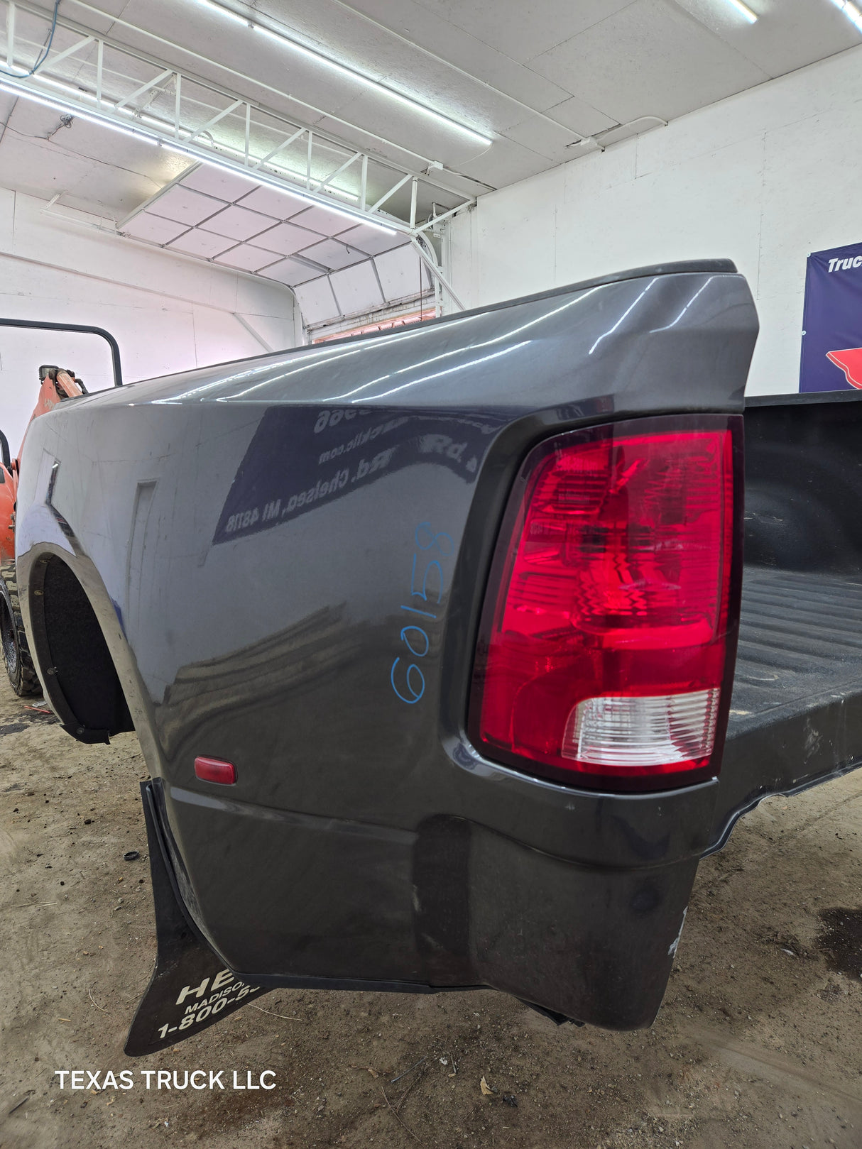 2019-2025 Dodge Ram 3500 4500 5th Gen Dually 8' Truck Bed