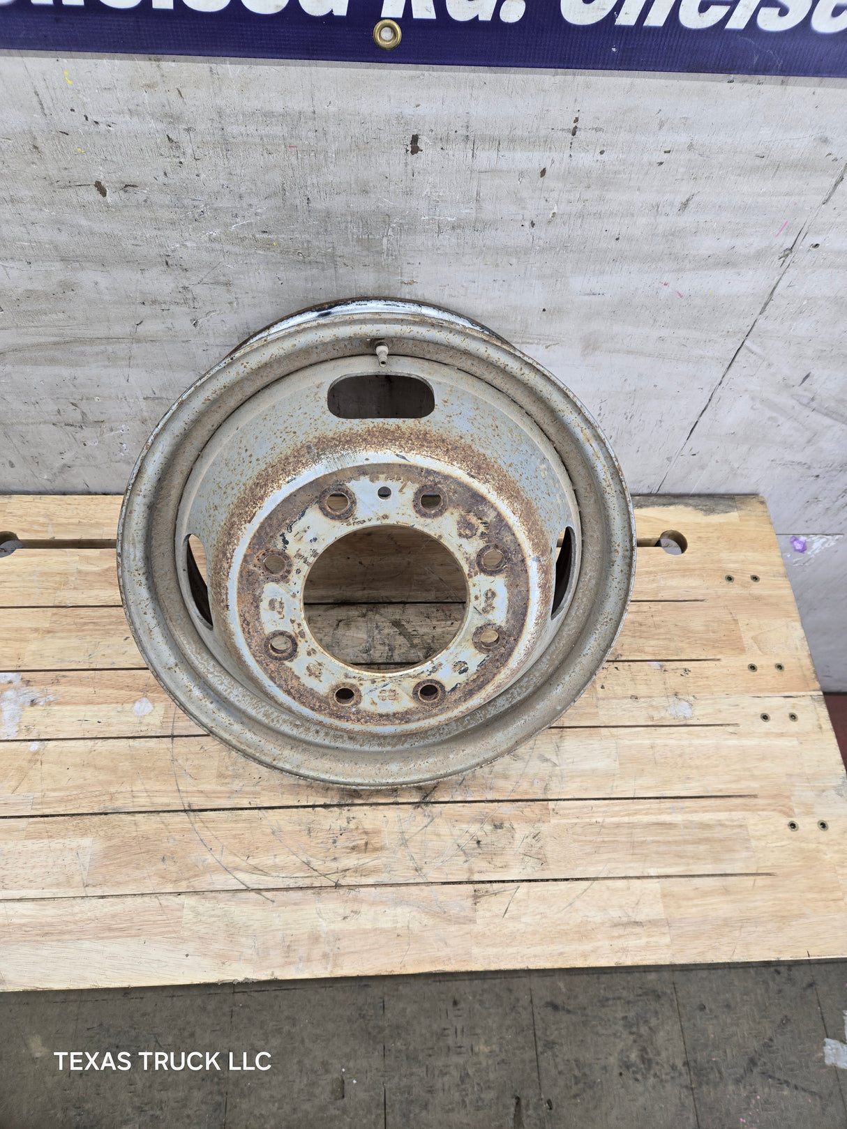 2005-2026 Ford Super Duty F350 Dually Wheel 17" x 6.5 Rim 8 lug