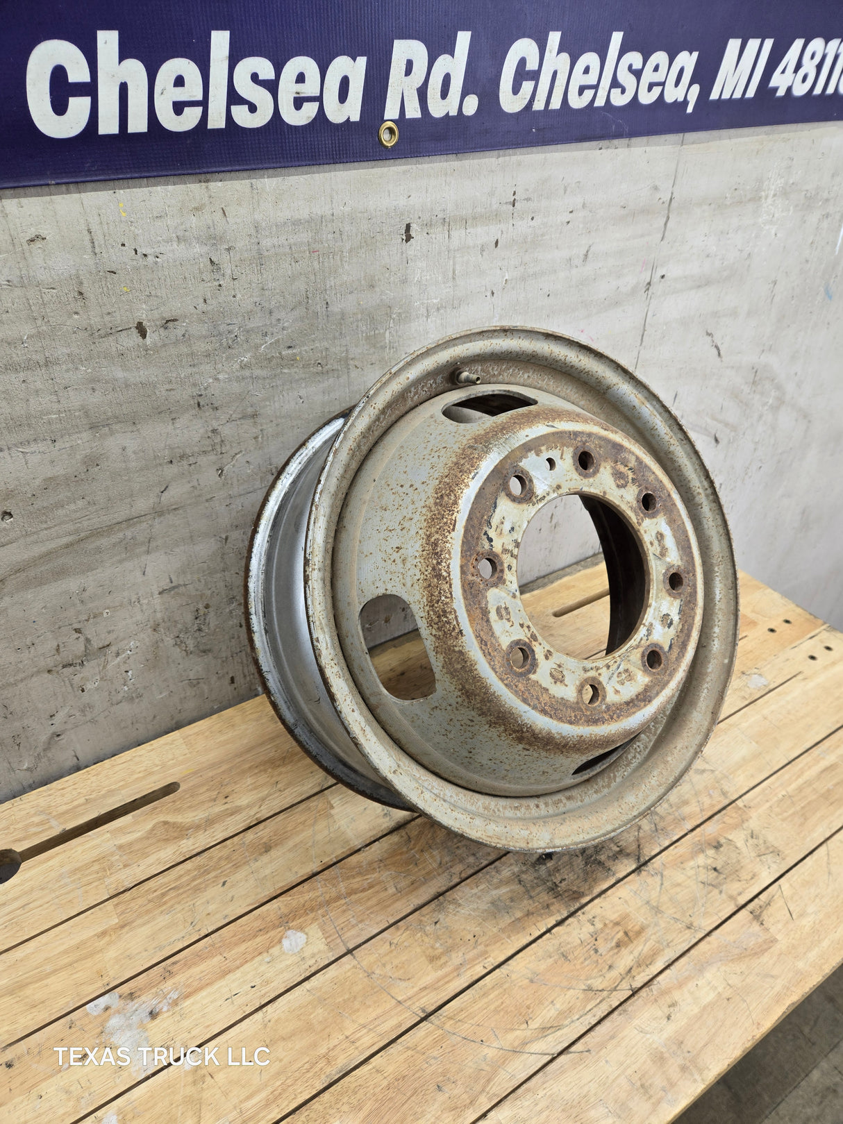2005-2026 Ford Super Duty F350 Dually Wheel 17" x 6.5 Rim 8 lug