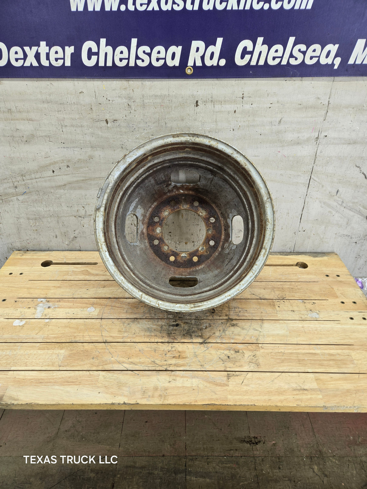 2005-2026 Ford Super Duty F350 Dually Wheel 17" x 6.5 Rim 8 lug