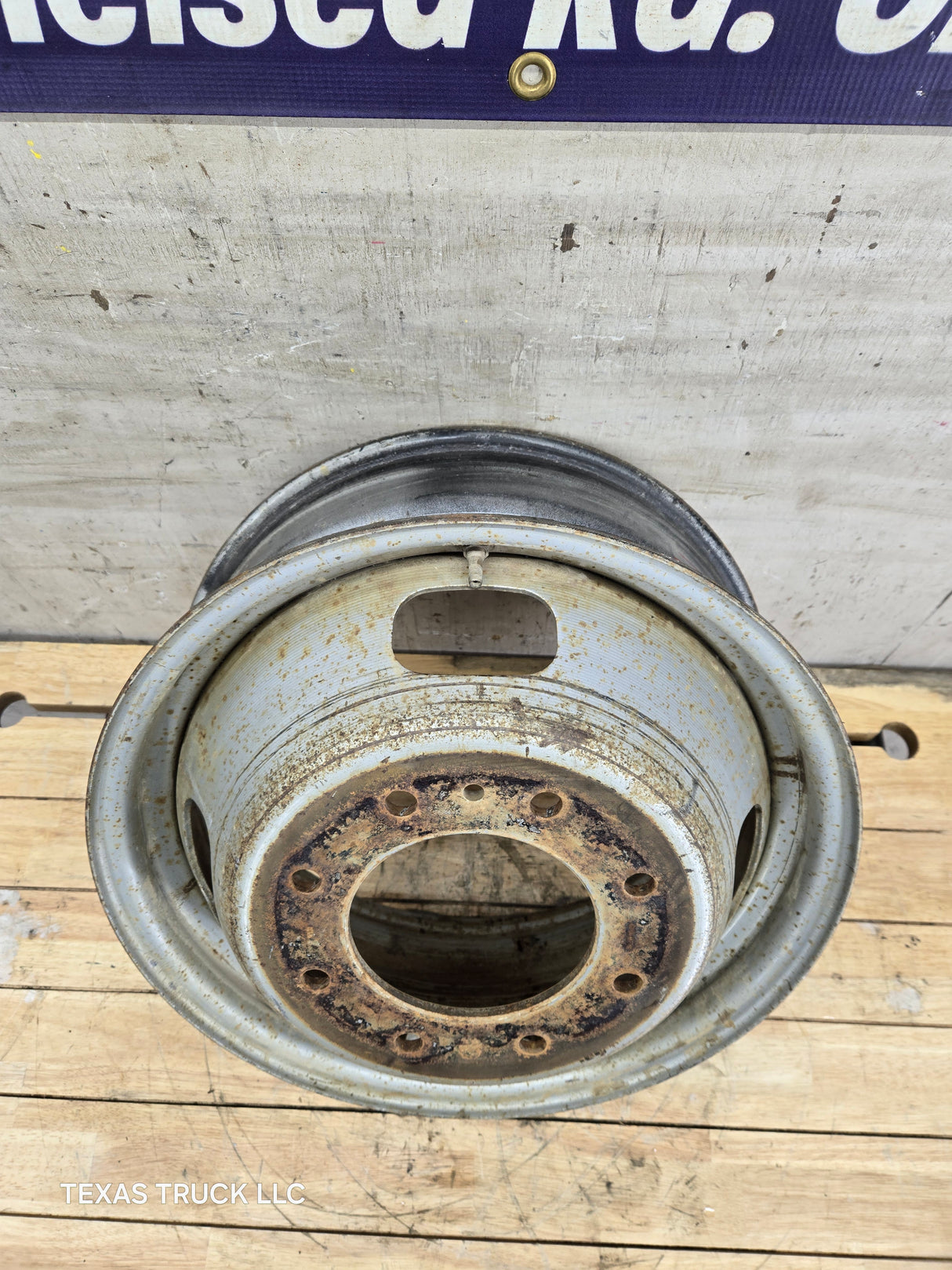 2005-2026 Ford Super Duty F350 Dually Wheel 17" x 6.5 Rim 8 lug