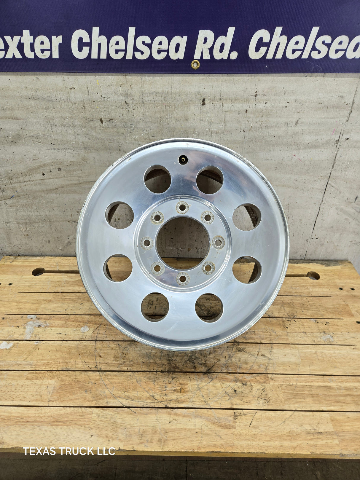 2005-2007 Ford Super Duty F250 F350 17" x 7.5" Aluminum Wheel 8x170 SRW
