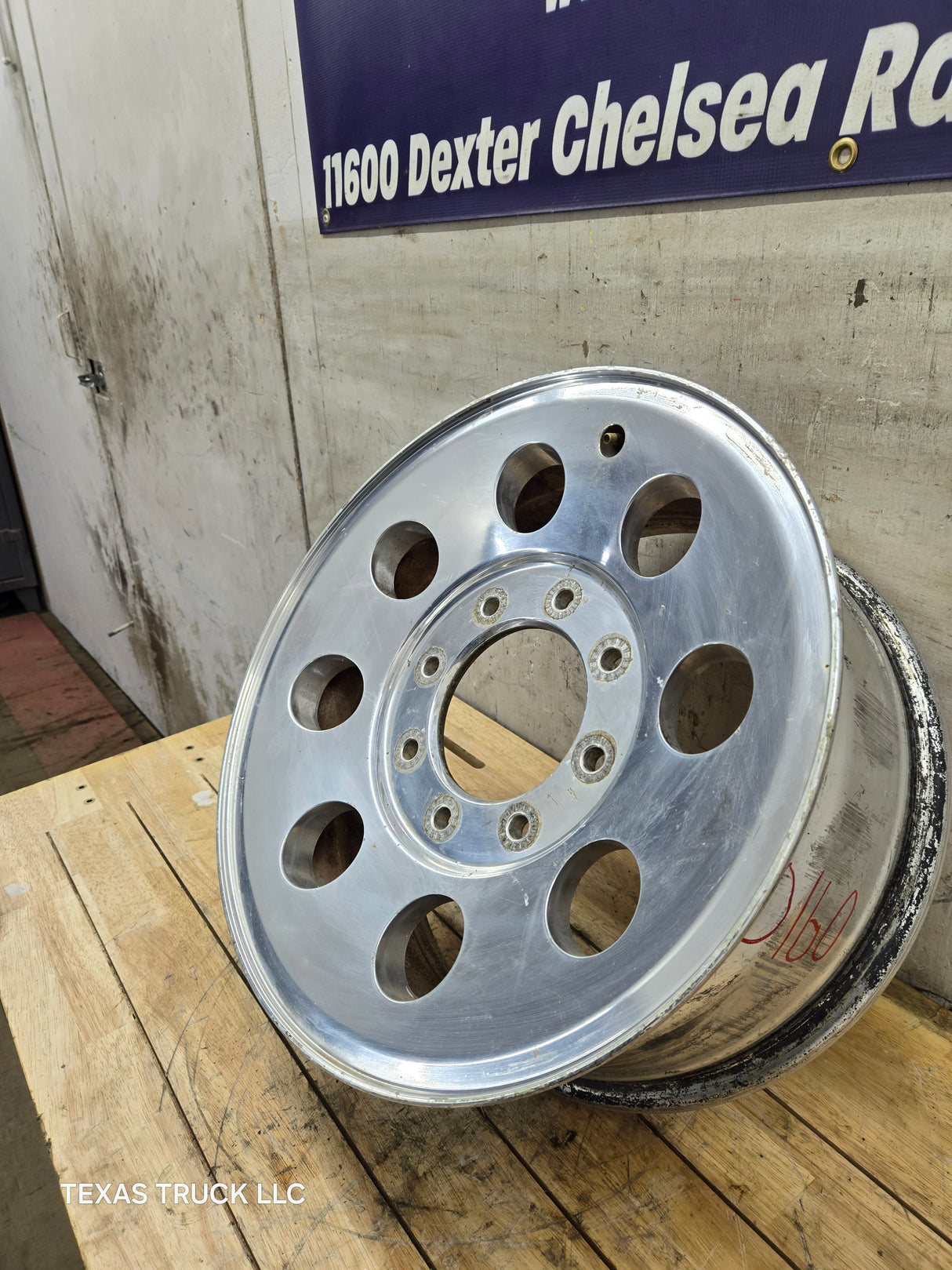 2005-2007 Ford Super Duty F250 F350 17" x 7.5" Aluminum Wheel 8x170 SRW
