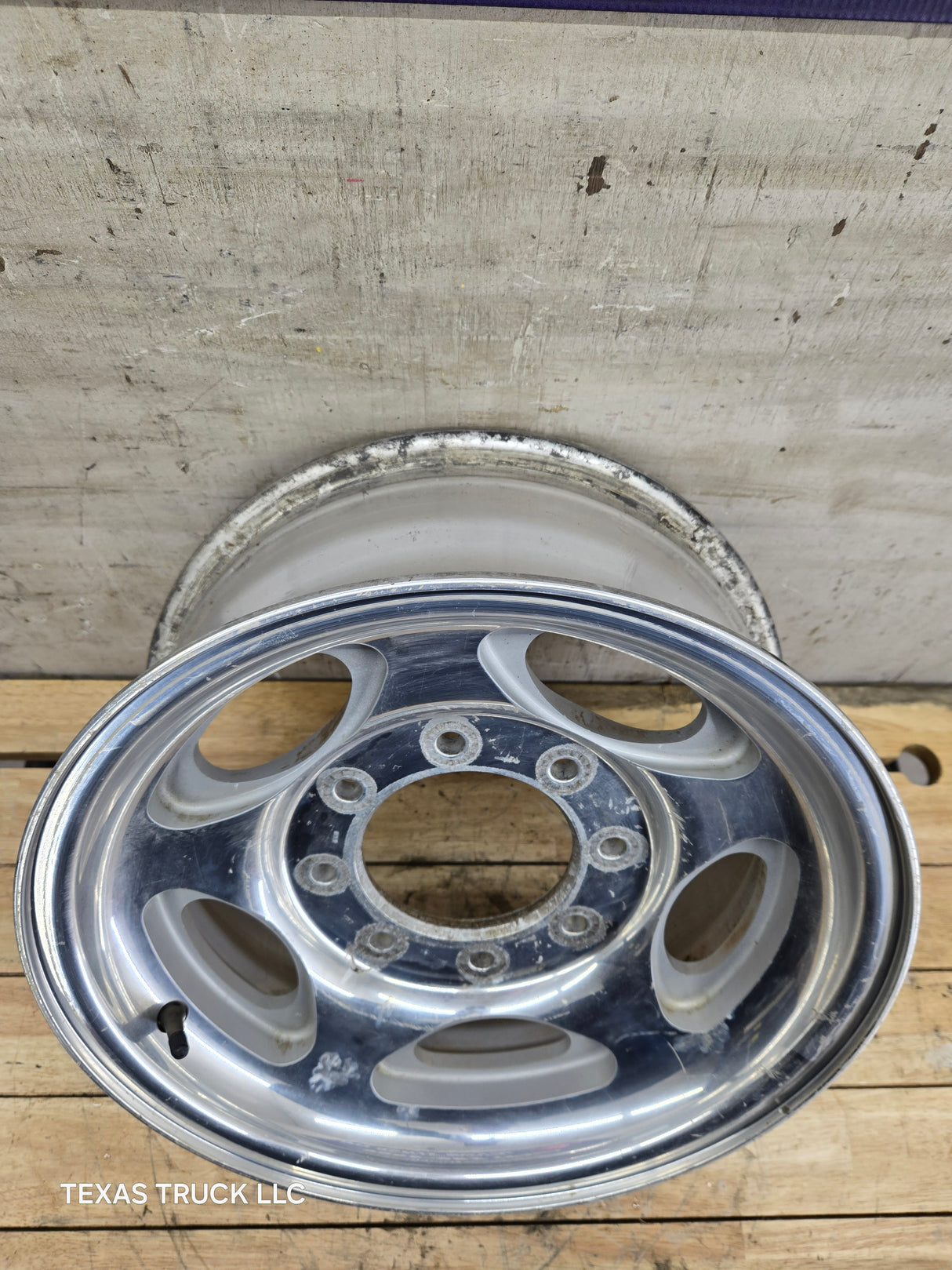 1999-2004 Ford F250 F350 Super Duty Excursion 16" Polished Aluminum Wheel Rim