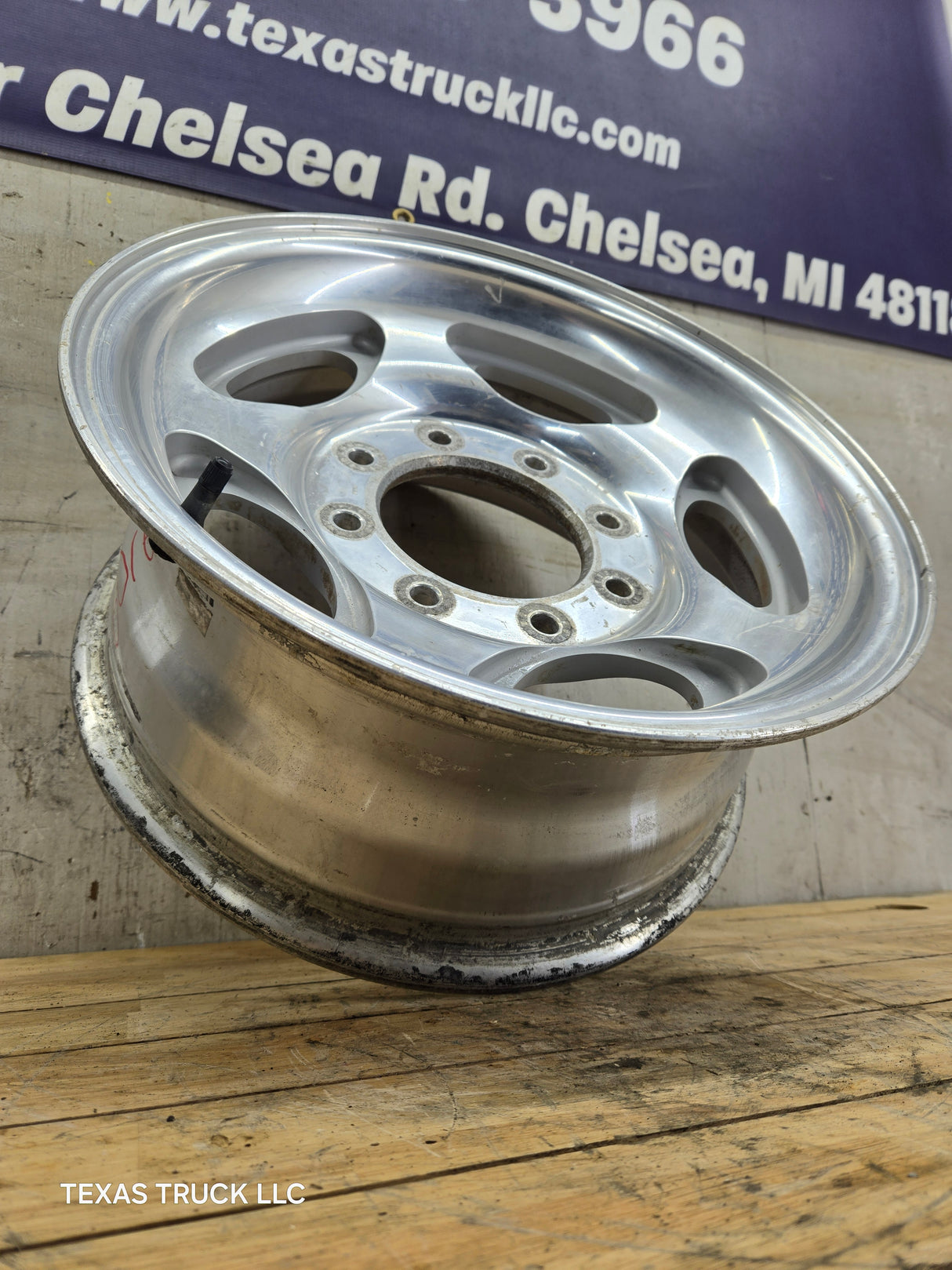 1999-2004 Ford F250 F350 Super Duty Excursion 16" Polished Aluminum Wheel Rim