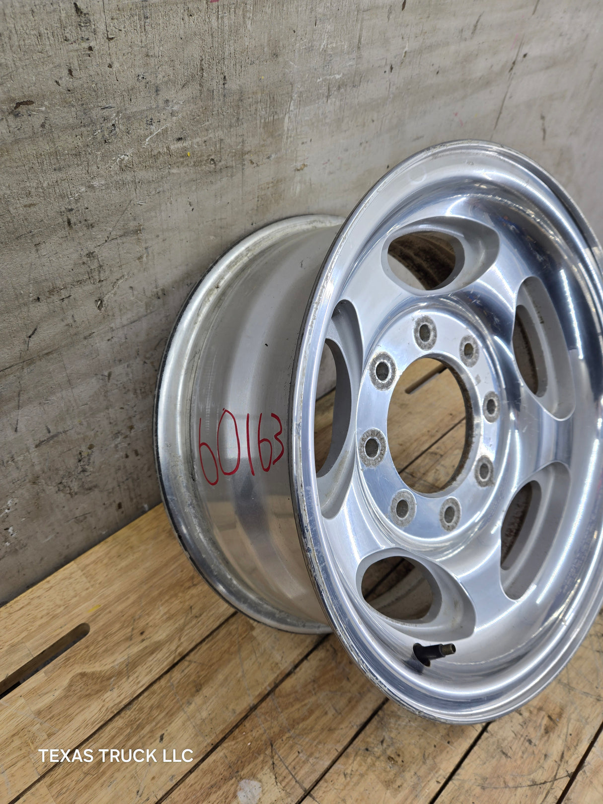 1999-2004 Ford F250 F350 Super Duty Excursion 16" Polished Aluminum Wheel Rim