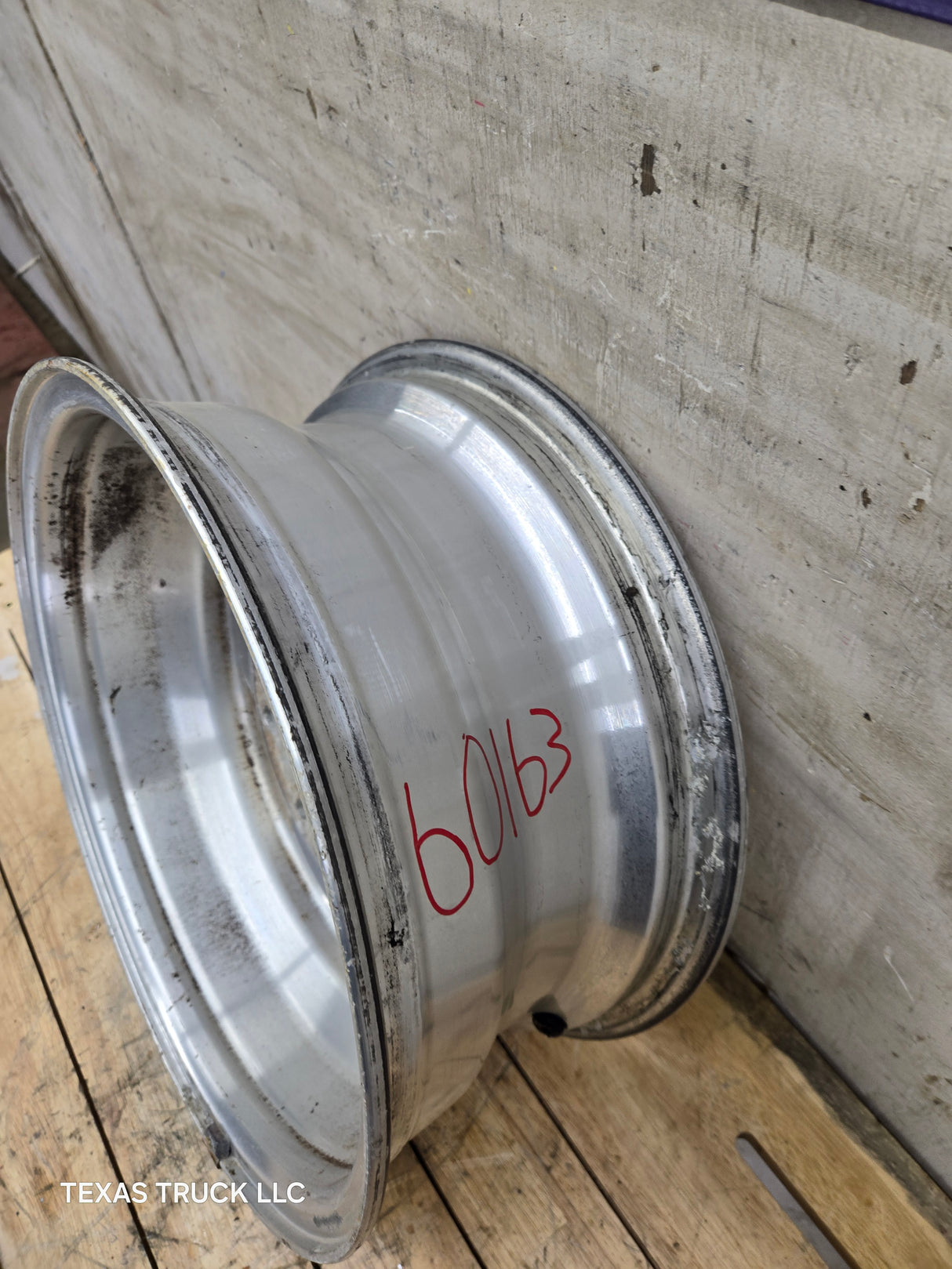1999-2004 Ford F250 F350 Super Duty Excursion 16" Polished Aluminum Wheel Rim