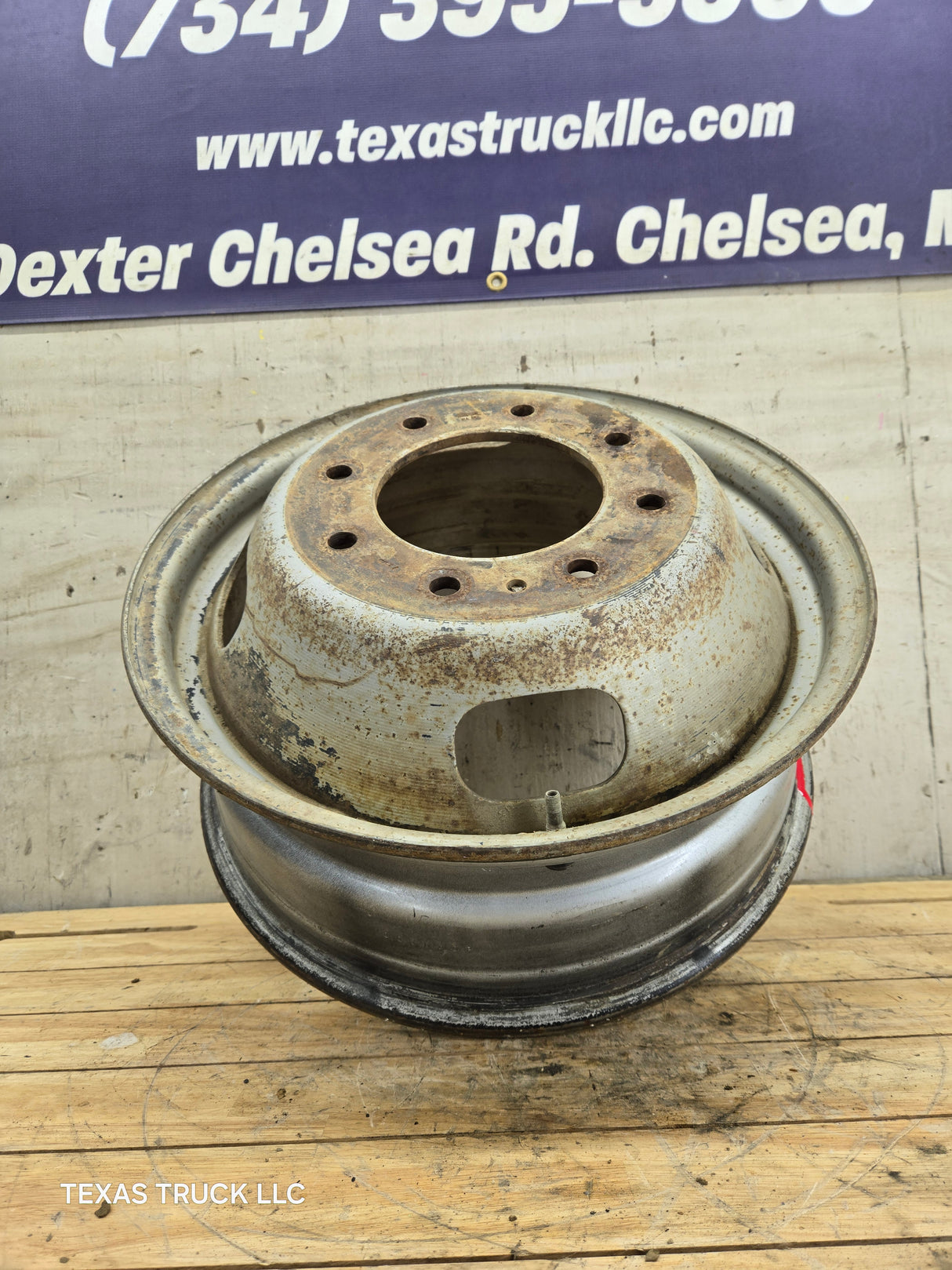 2005-2026 Ford Super Duty F350 Dually Wheel 17" x 6.5 Rim 8 lug