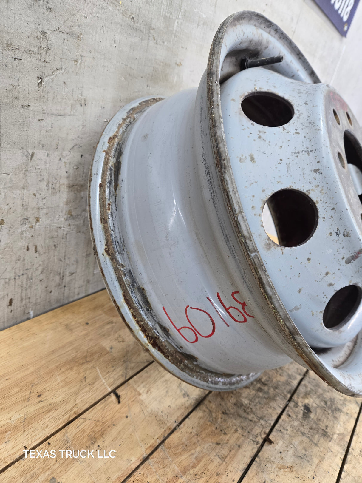 1992-2007 Ford Van E350 8 lug Dually Wheel