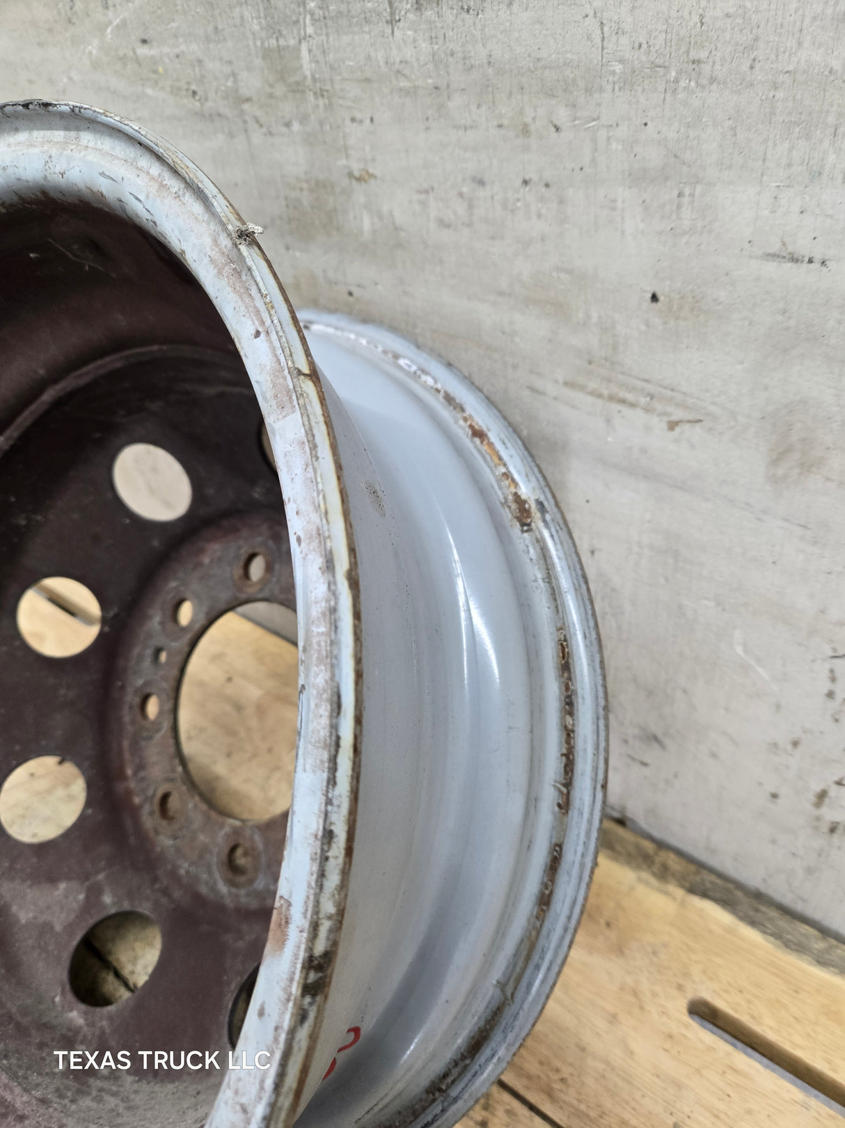 1992-2007 Ford Van E350 8 lug Dually Wheel