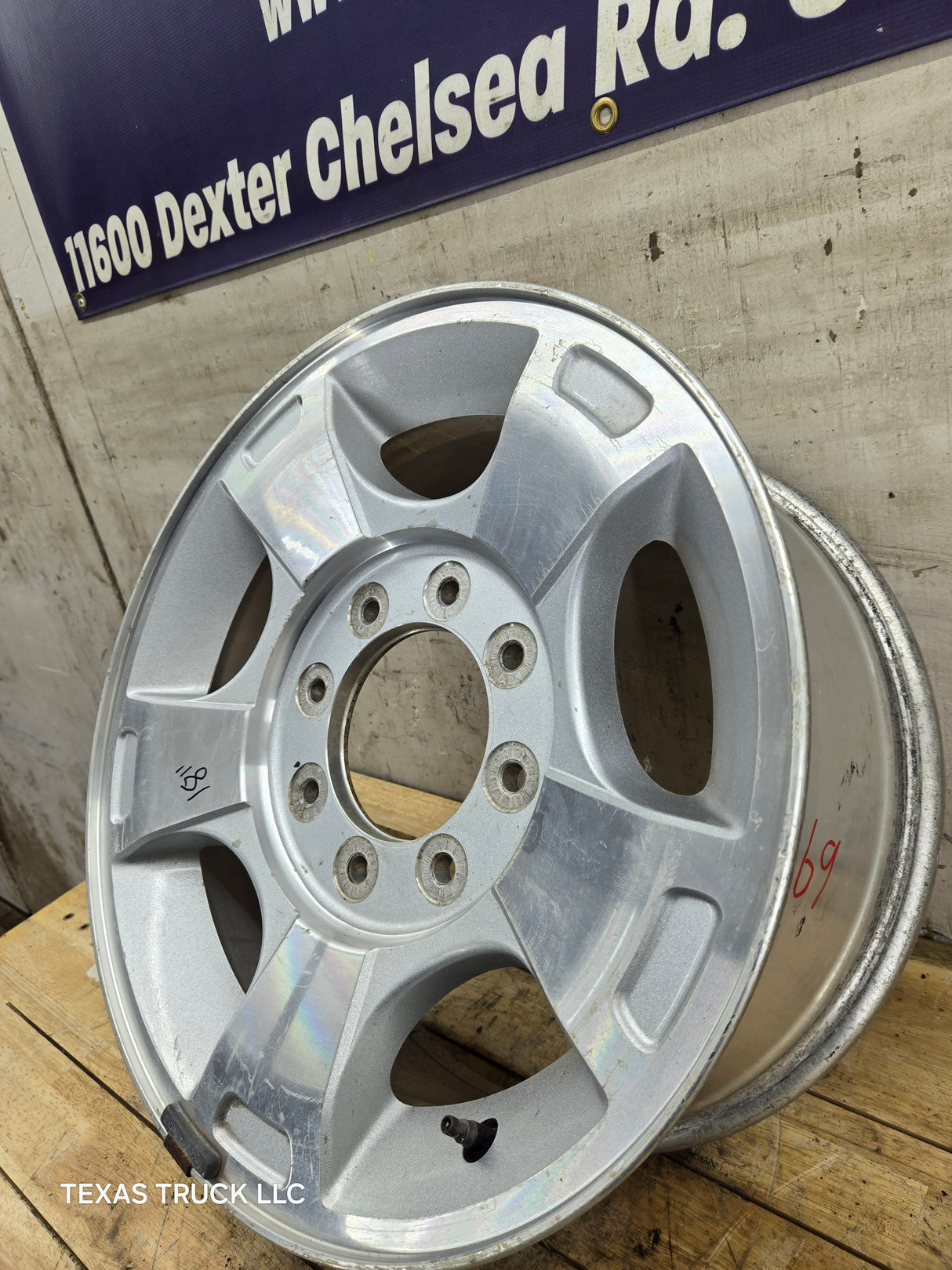 2009-2016 Ford Super Duty F250 F350 18" x 8" Aluminum Wheel 8x170 SRW