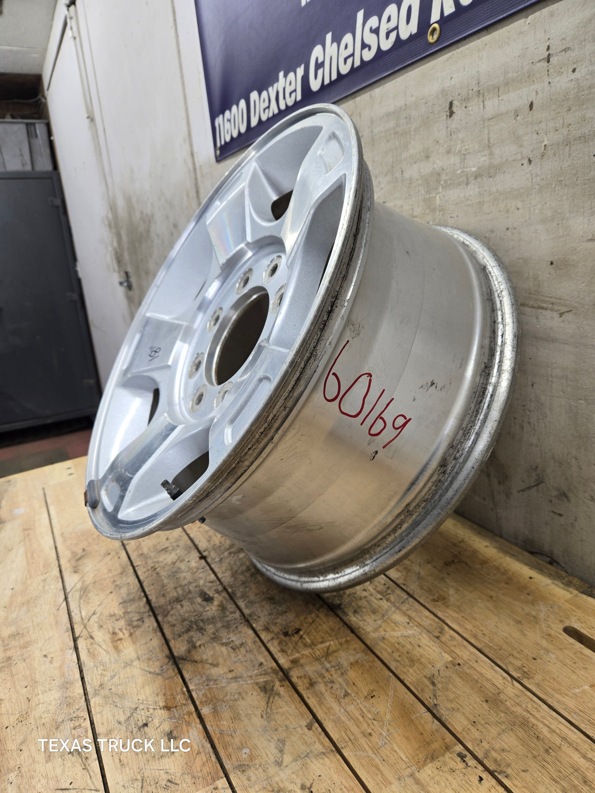 2009-2016 Ford Super Duty F250 F350 18" x 8" Aluminum Wheel 8x170 SRW