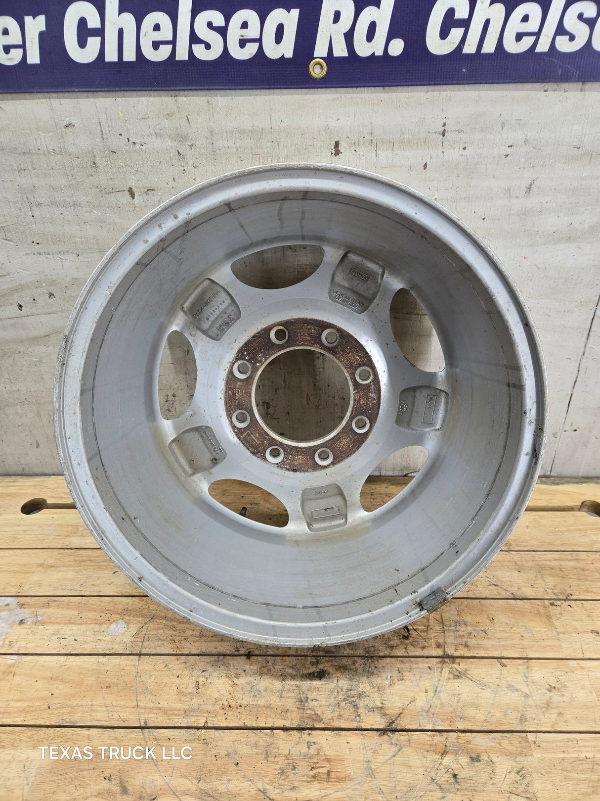 2009-2016 Ford Super Duty F250 F350 18" x 8" Aluminum Wheel 8x170 SRW