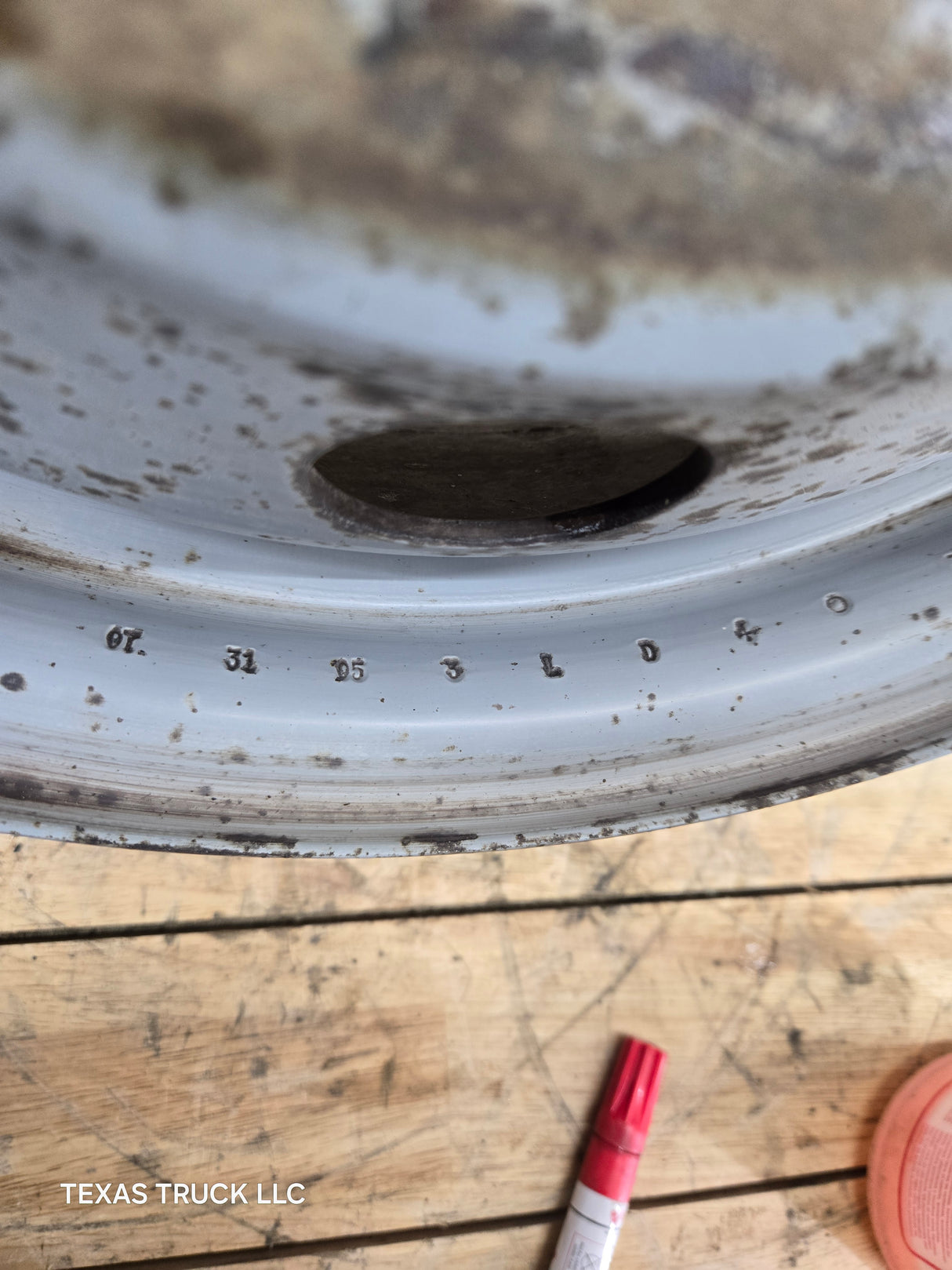 1992-2007 Ford Van E350 8 lug Dually Wheel