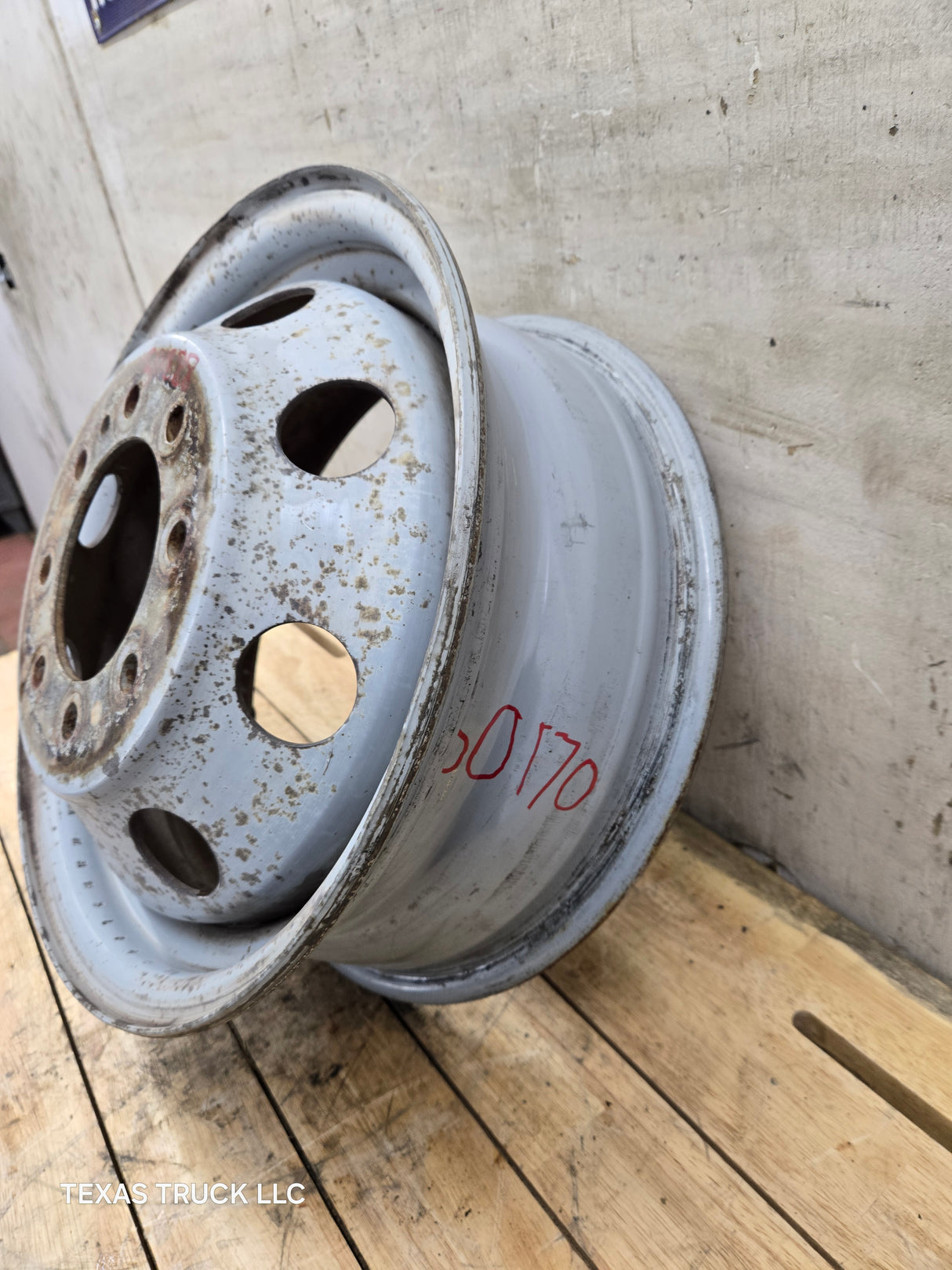 1992-2007 Ford Van E350 8 lug Dually Wheel