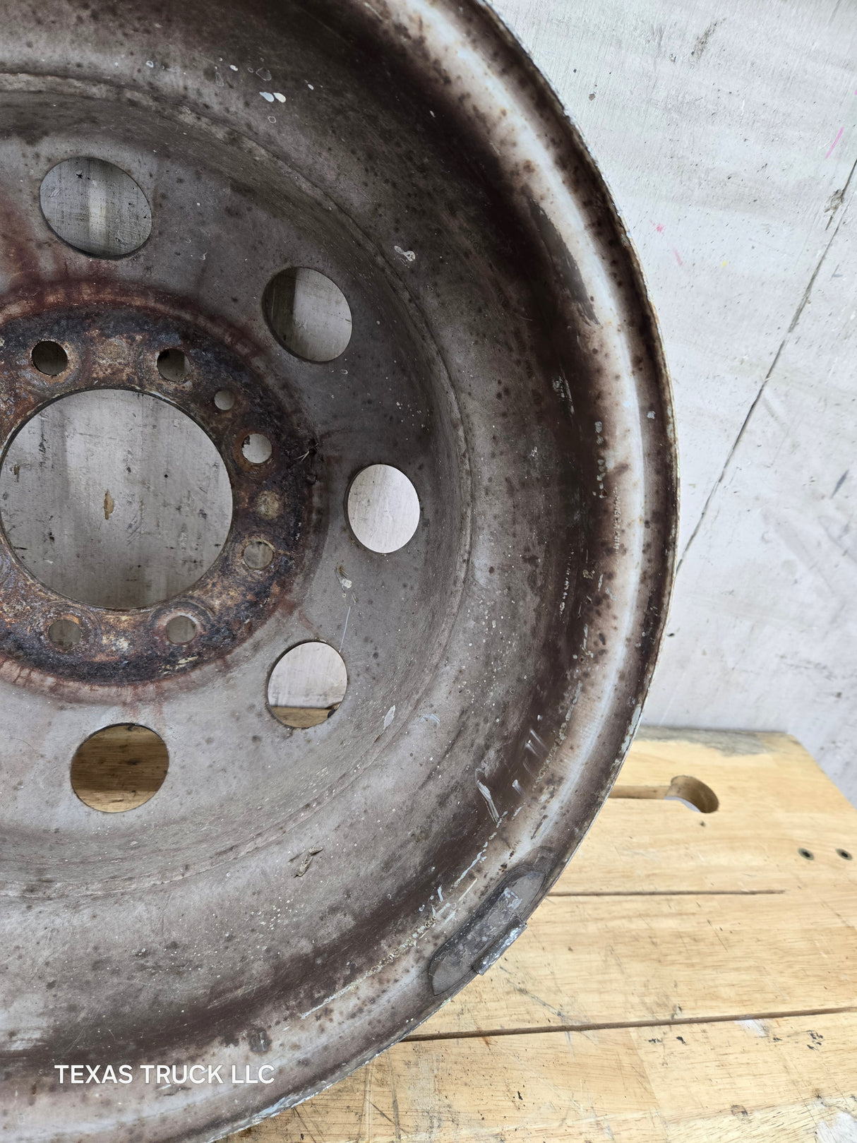 1992-2007 Ford Van E350 8 lug Dually Wheel