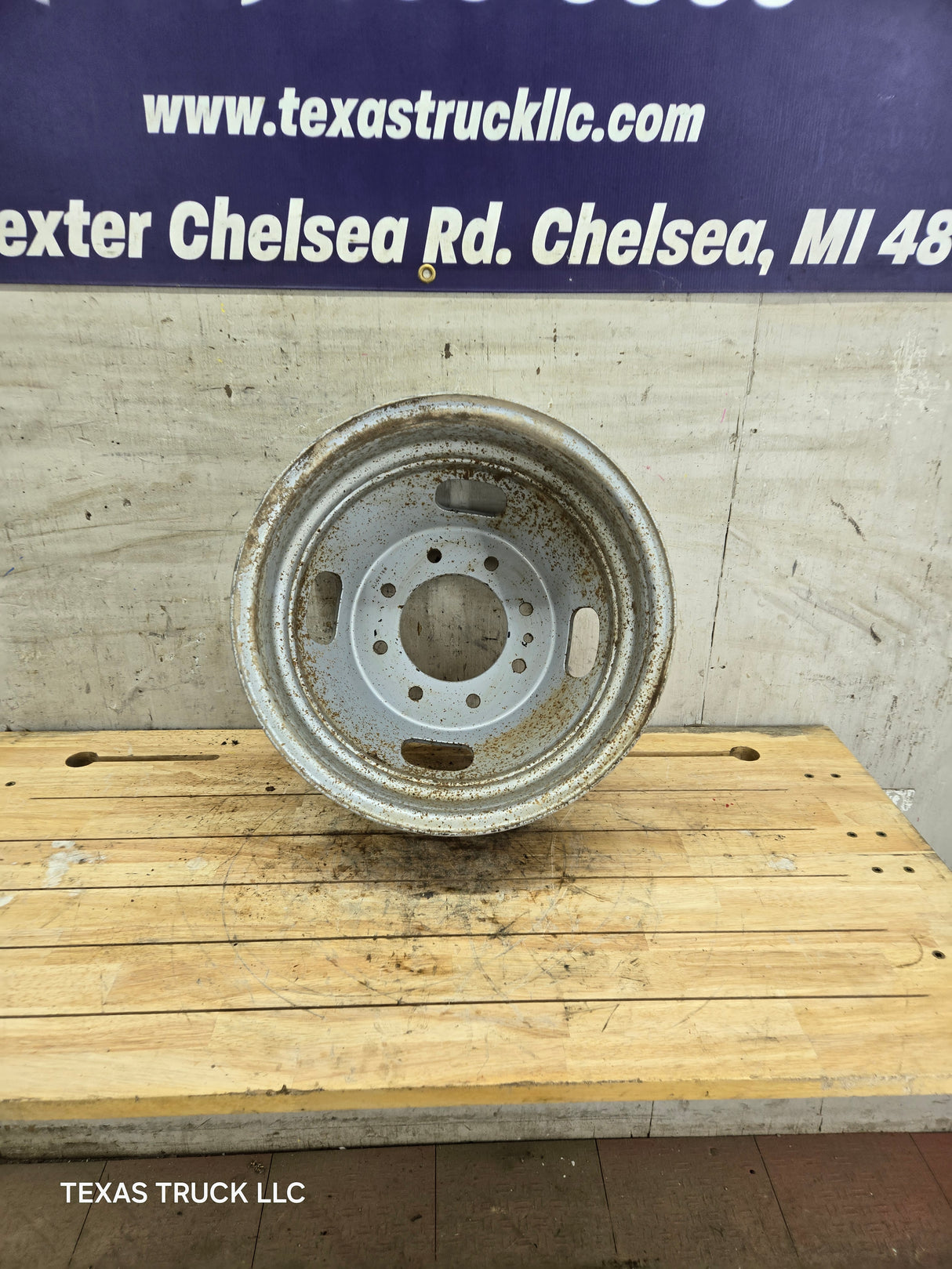 2005-2026 Ford Super Duty F350 Dually Wheel 17" x 6.5 Rim 8 lug