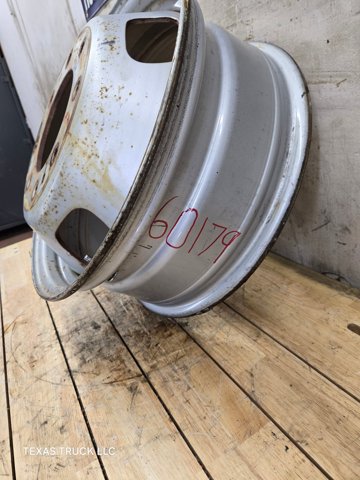 2005-2026 Ford Super Duty F350 Dually Wheel 17" x 6.5 Rim 8 lug