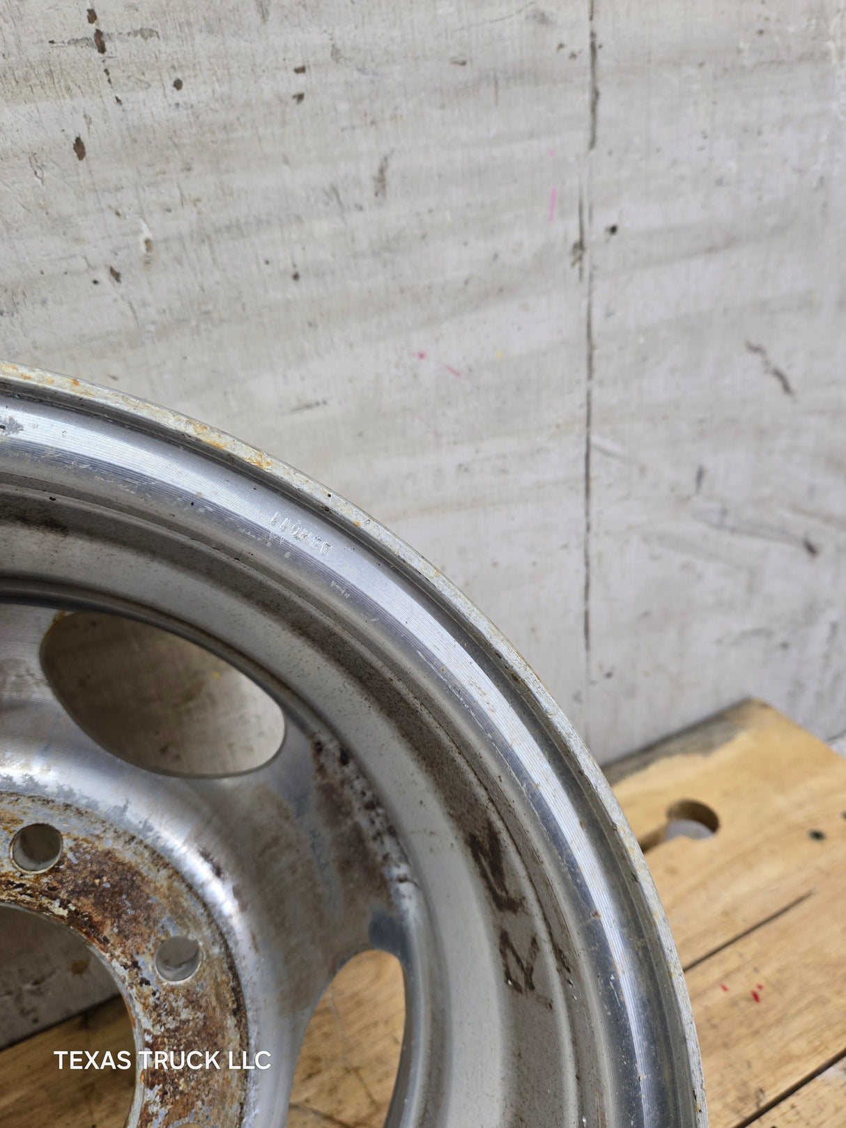 1999-2004 Ford F250 F350 Super Duty Excursion 16" Polished Aluminum Wheel Rim