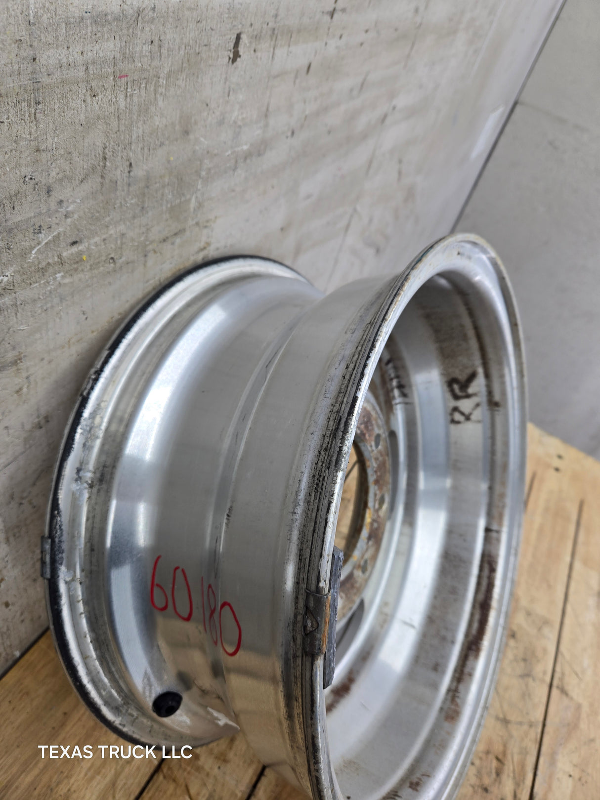 1999-2004 Ford F250 F350 Super Duty Excursion 16" Polished Aluminum Wheel Rim