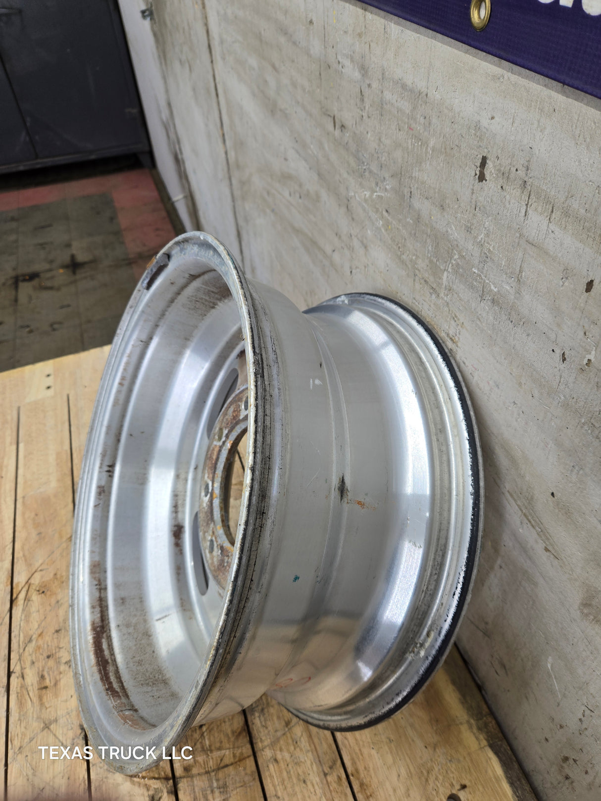 1999-2004 Ford F250 F350 Super Duty Excursion 16" Polished Aluminum Wheel Rim