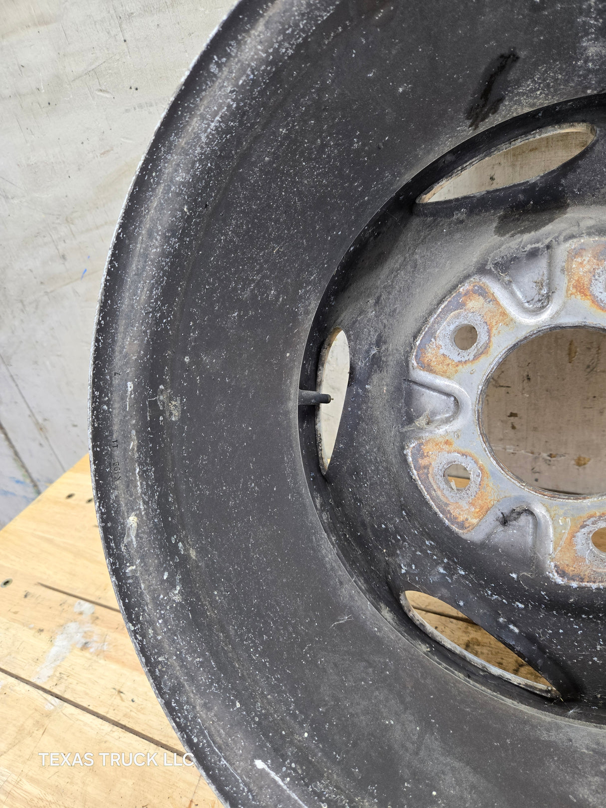 1999-2004 Ford F150 16" x 7" Aluminum Wheel Rim