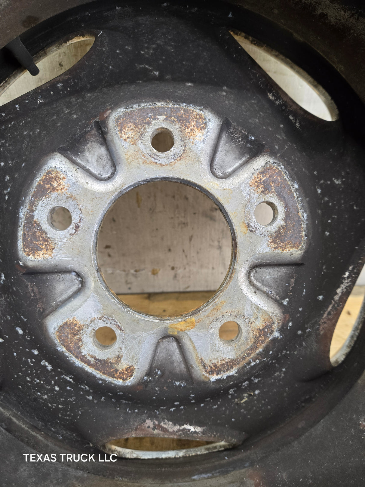 1999-2004 Ford F150 16" x 7" Aluminum Wheel Rim