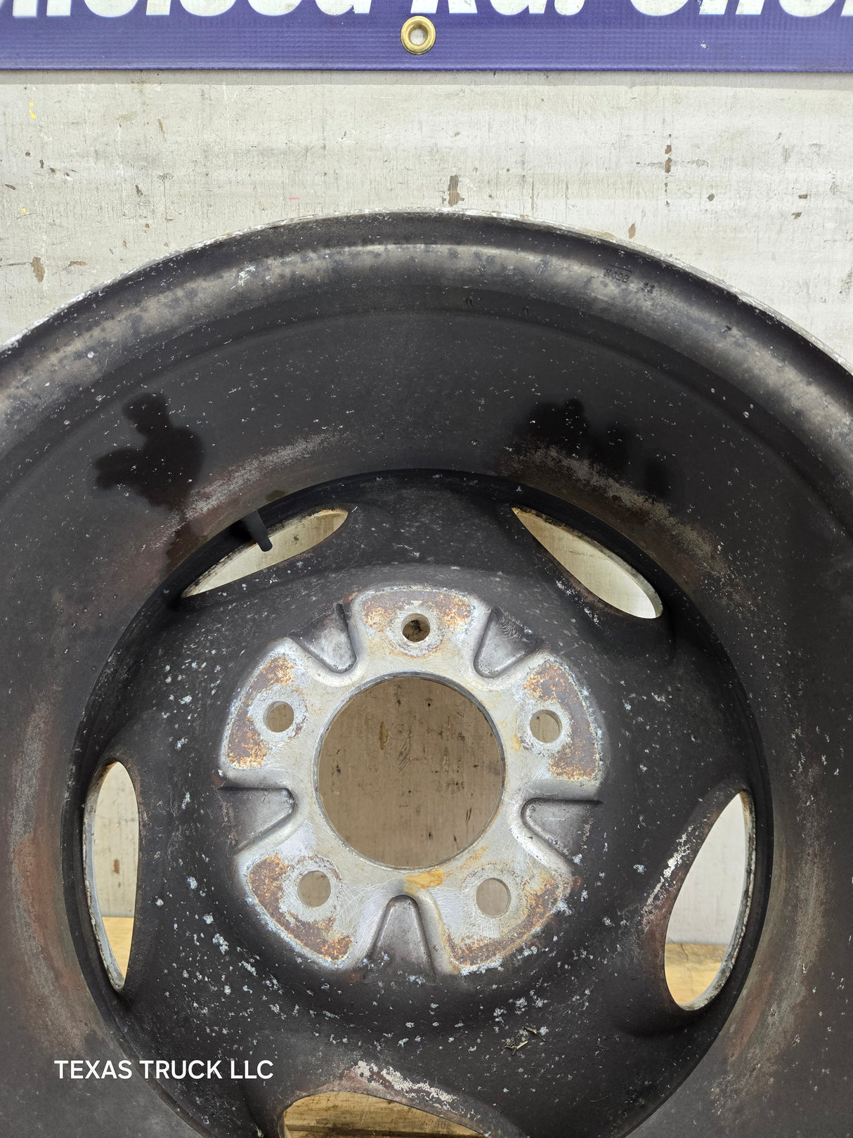 1999-2004 Ford F150 16" x 7" Aluminum Wheel Rim