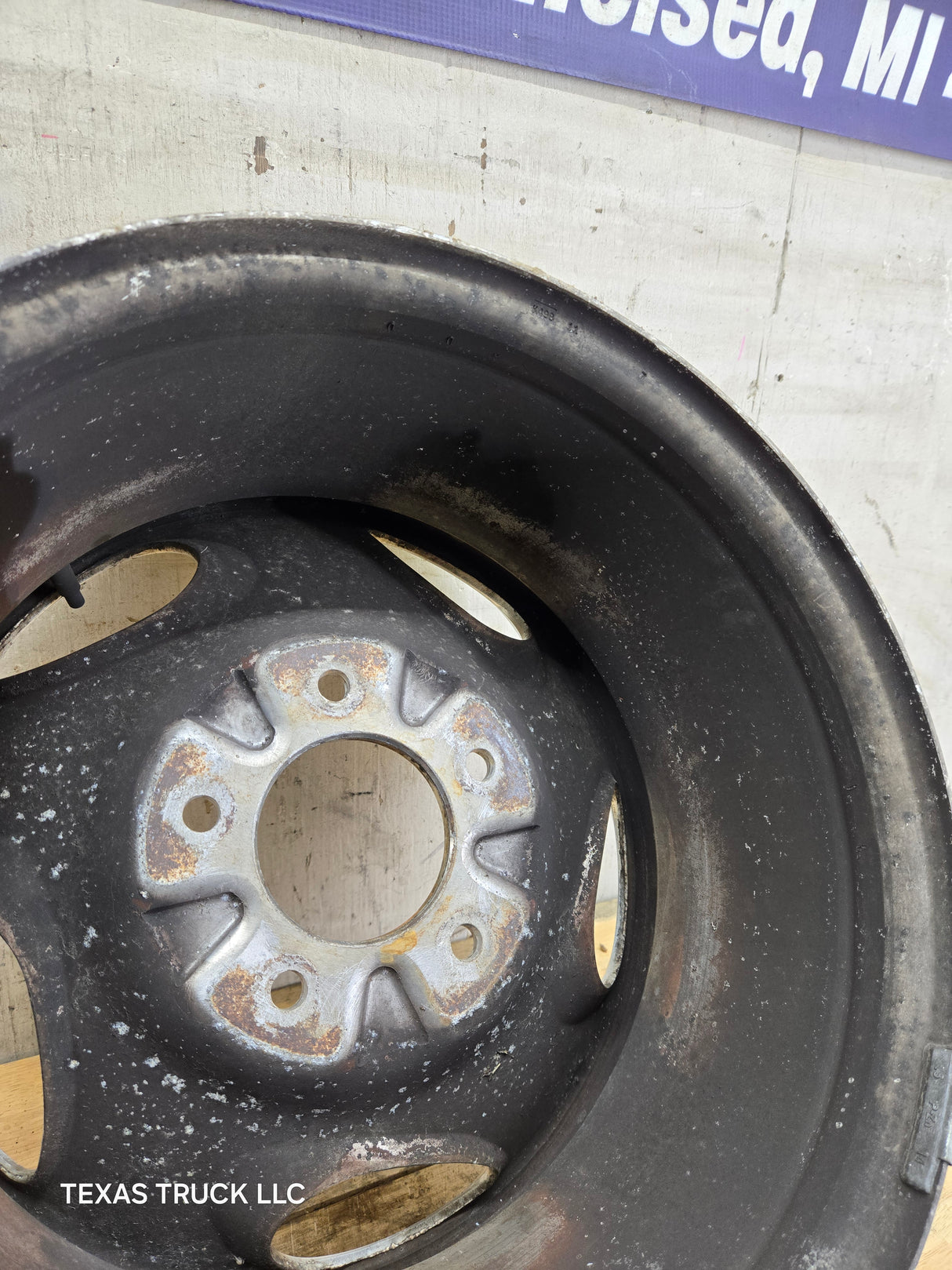 1999-2004 Ford F150 16" x 7" Aluminum Wheel Rim