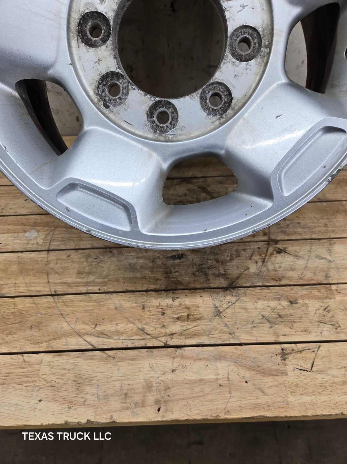 2010-2016 Ford Super Duty F250 F350 17" x 7.5" Aluminum Wheel 8x170 SRW