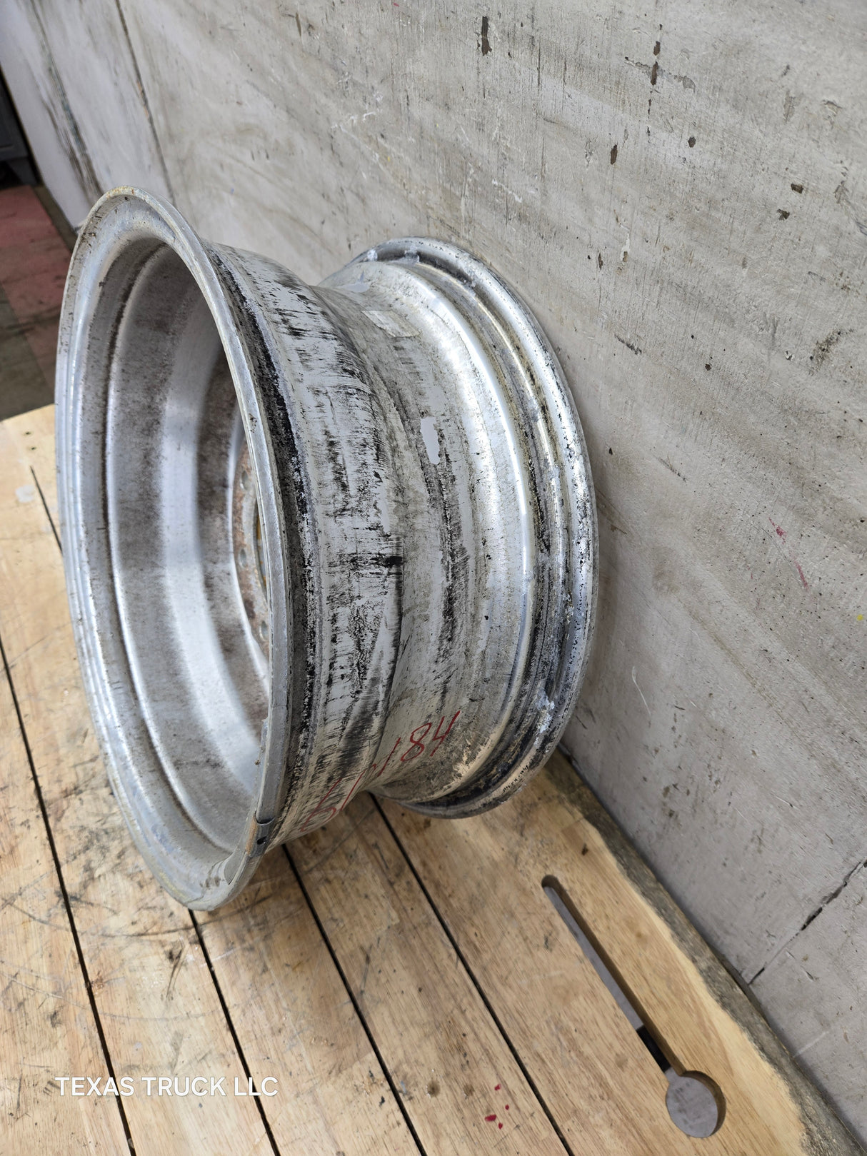 1999-2004 Ford F250 F350 Super Duty Excursion 16 x 7" Polished Aluminum Wheel Rim 8 x 170