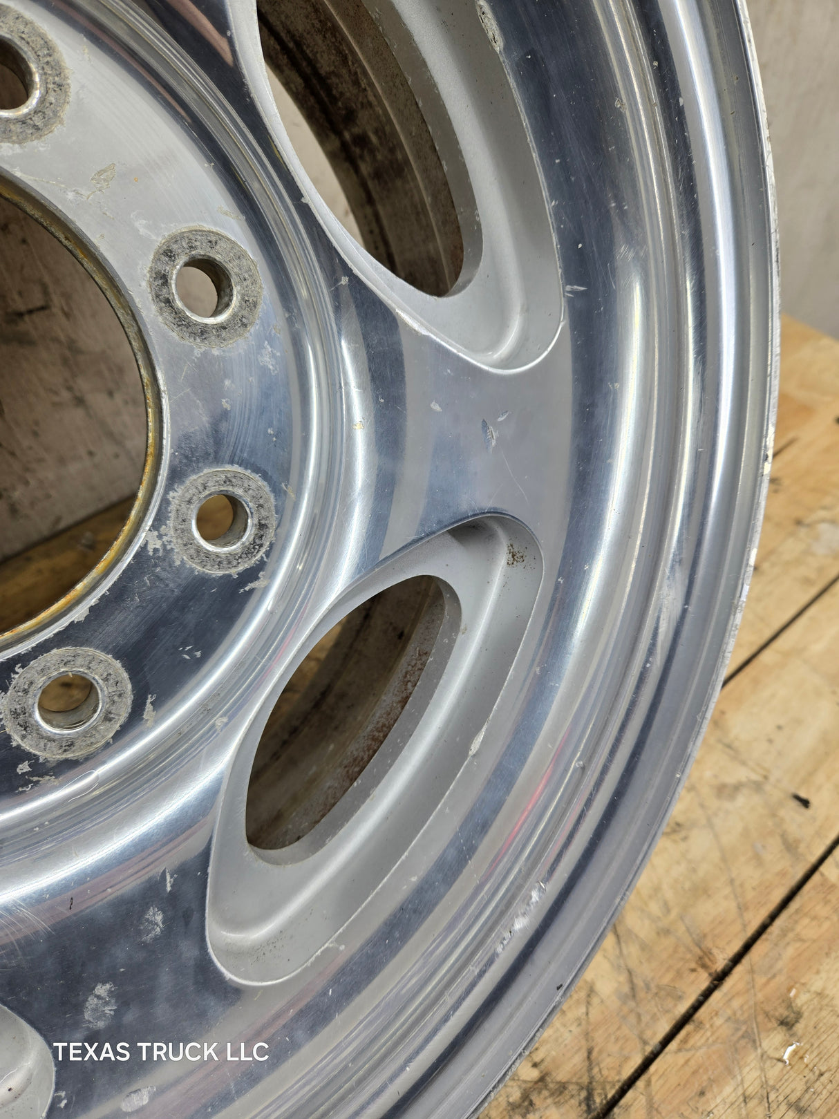 1999-2004 Ford F250 F350 Super Duty Excursion 16" Polished Aluminum Wheel Rim
