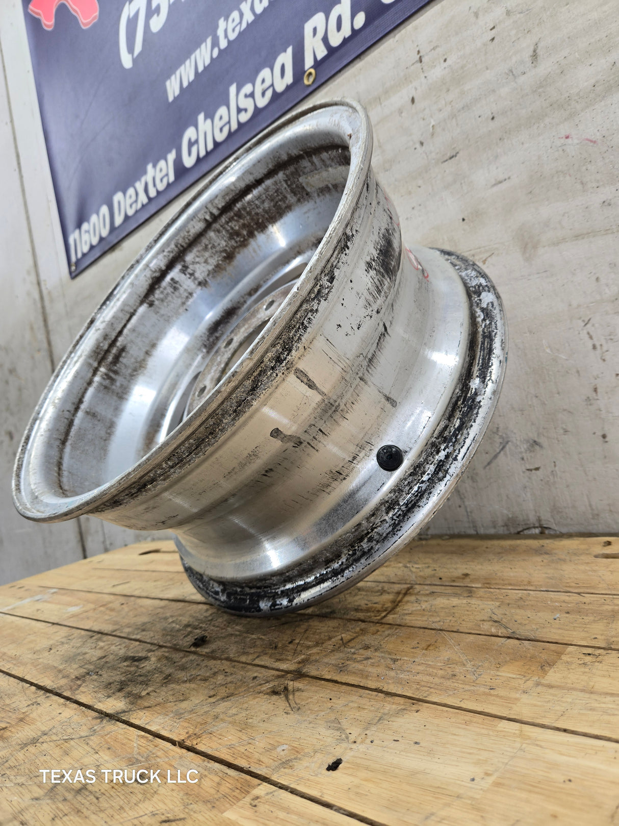 1999-2004 Ford F250 F350 Super Duty Excursion 16" Polished Aluminum Wheel Rim
