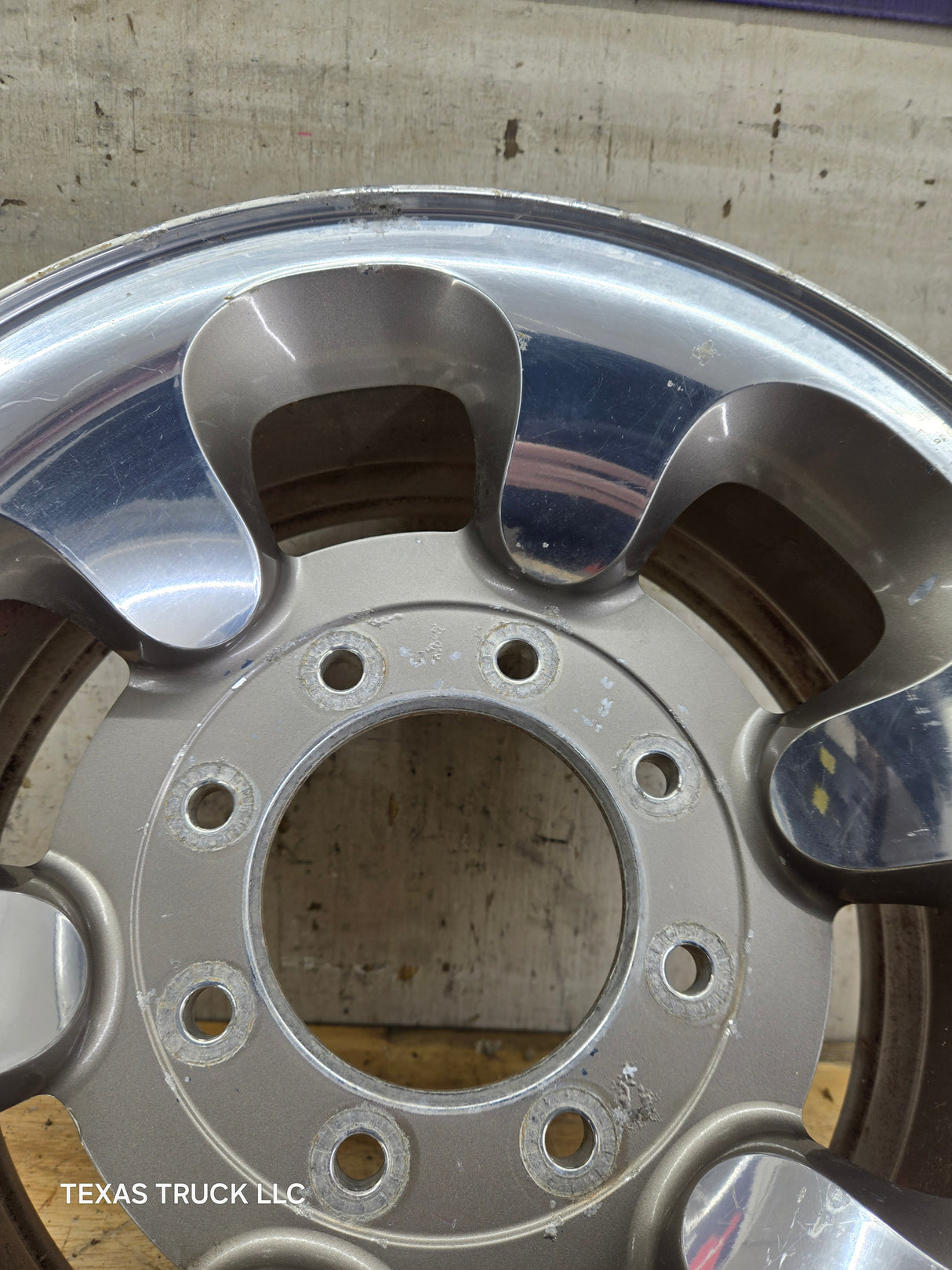 1999-2004 Ford F250 F350 Super Duty Excursion 16 x 7" Polished Aluminum Wheel Rim 8 x 170