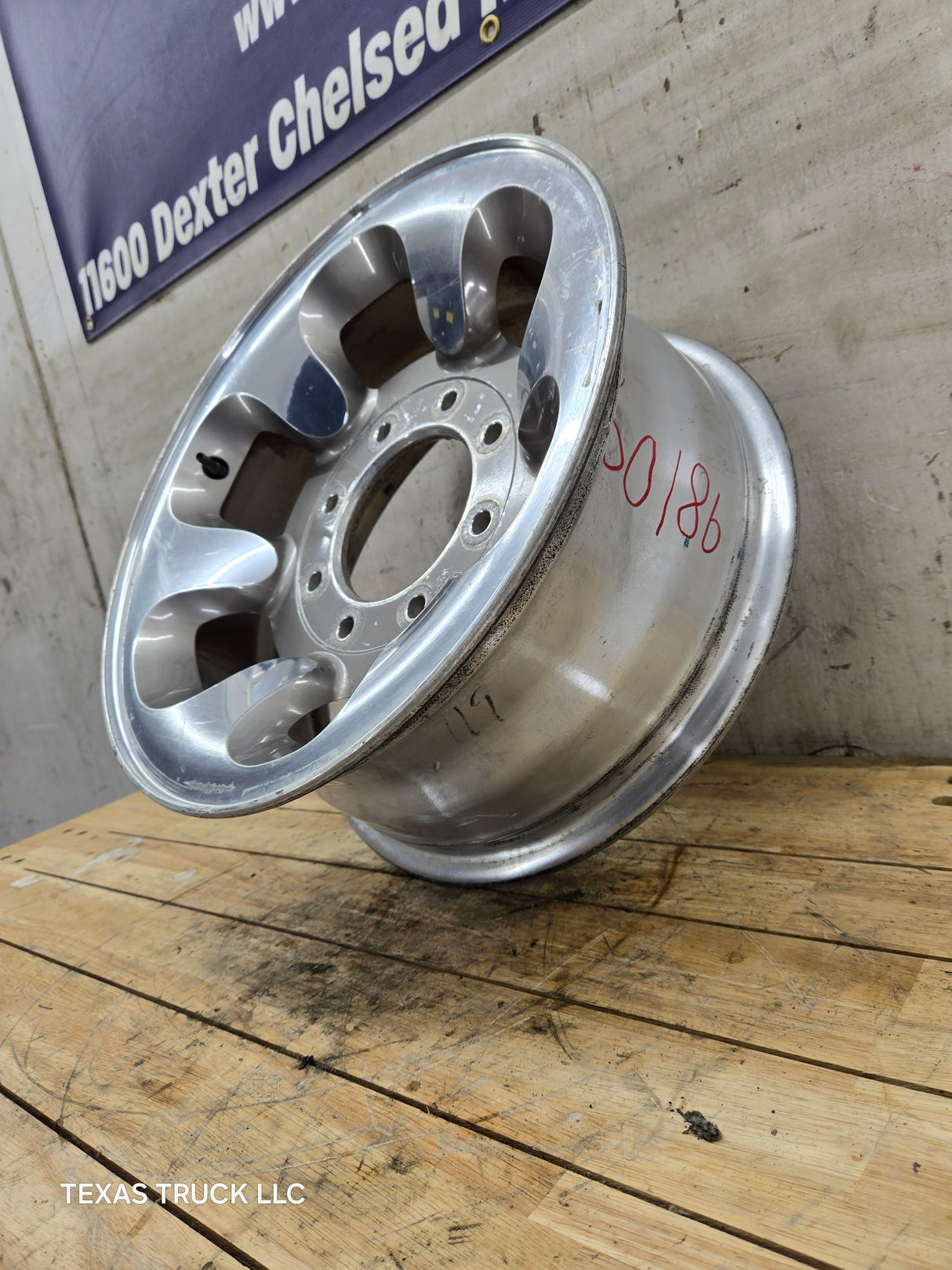 1999-2004 Ford F250 F350 Super Duty Excursion 16 x 7" Polished Aluminum Wheel Rim 8 x 170