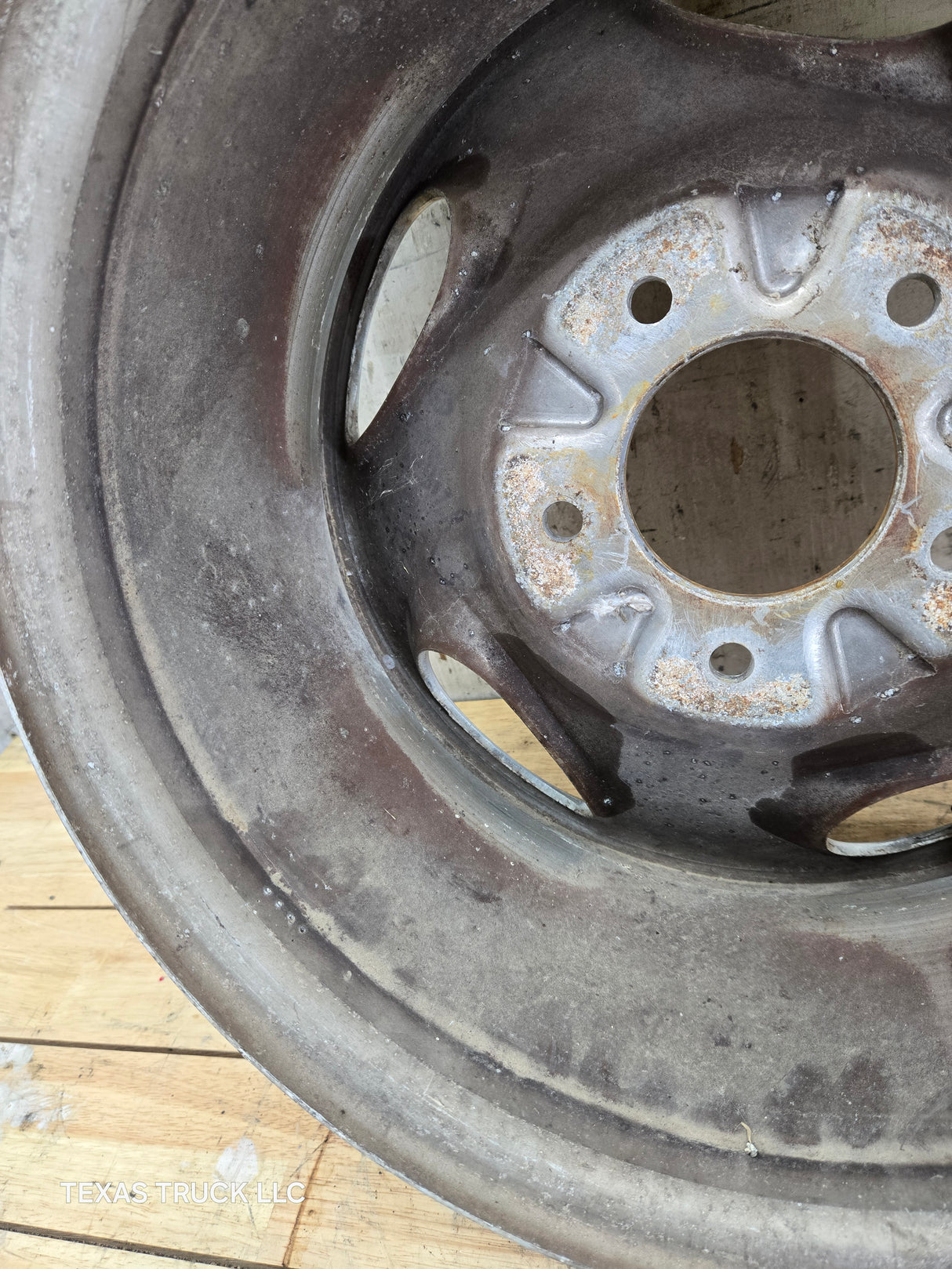 1999-2004 Ford F150 16" x 7" Aluminum Wheel Rim