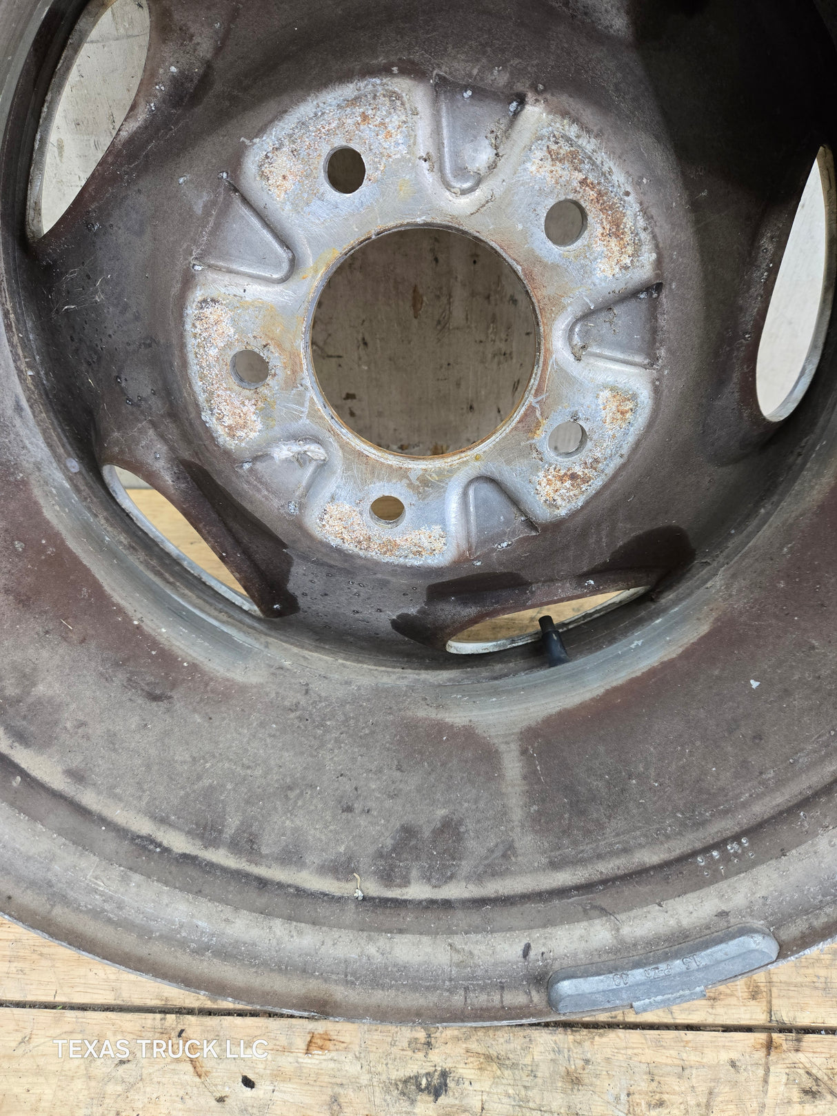 1999-2004 Ford F150 16" x 7" Aluminum Wheel Rim